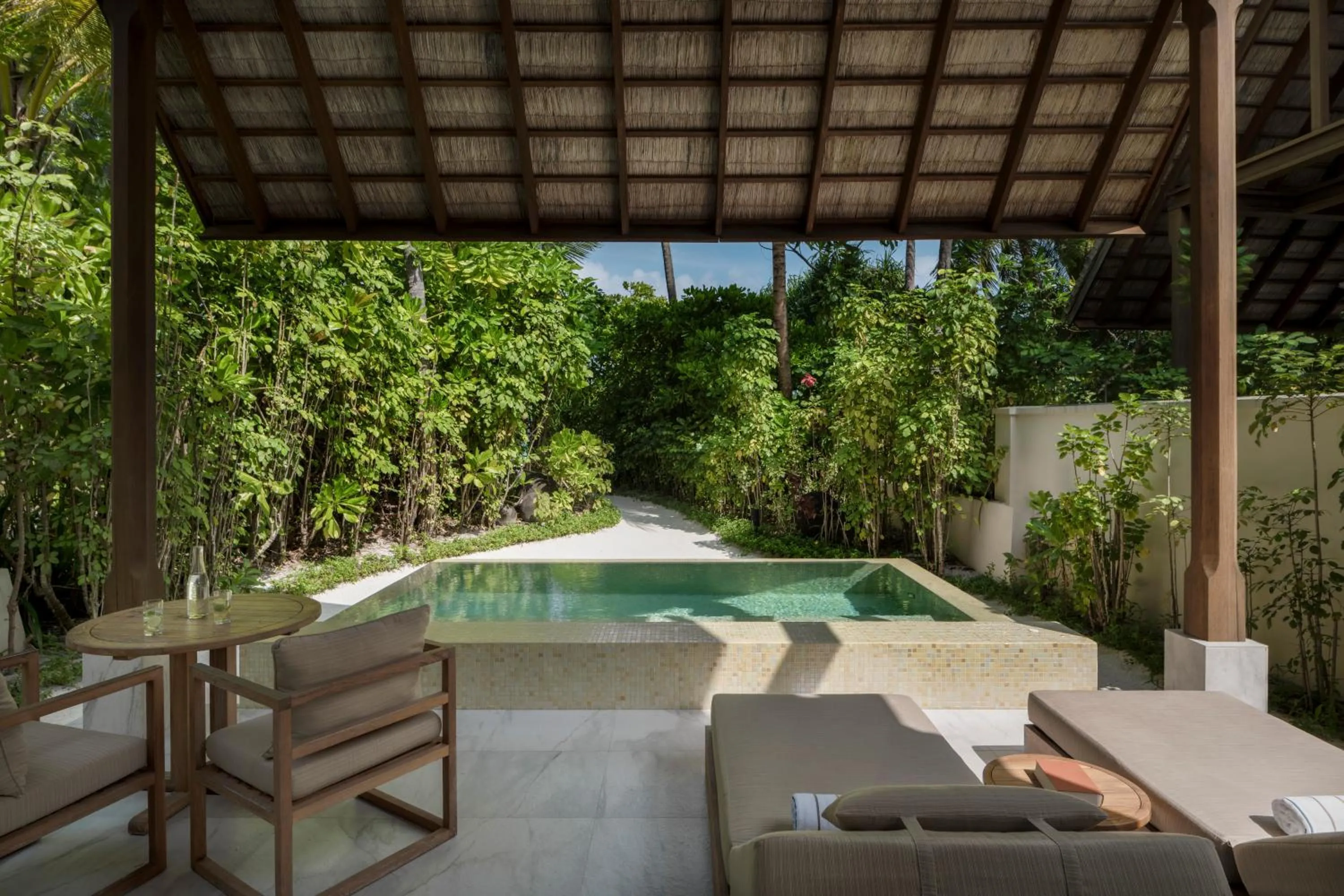 Swimming pool in Conrad Maldives Rangali Island