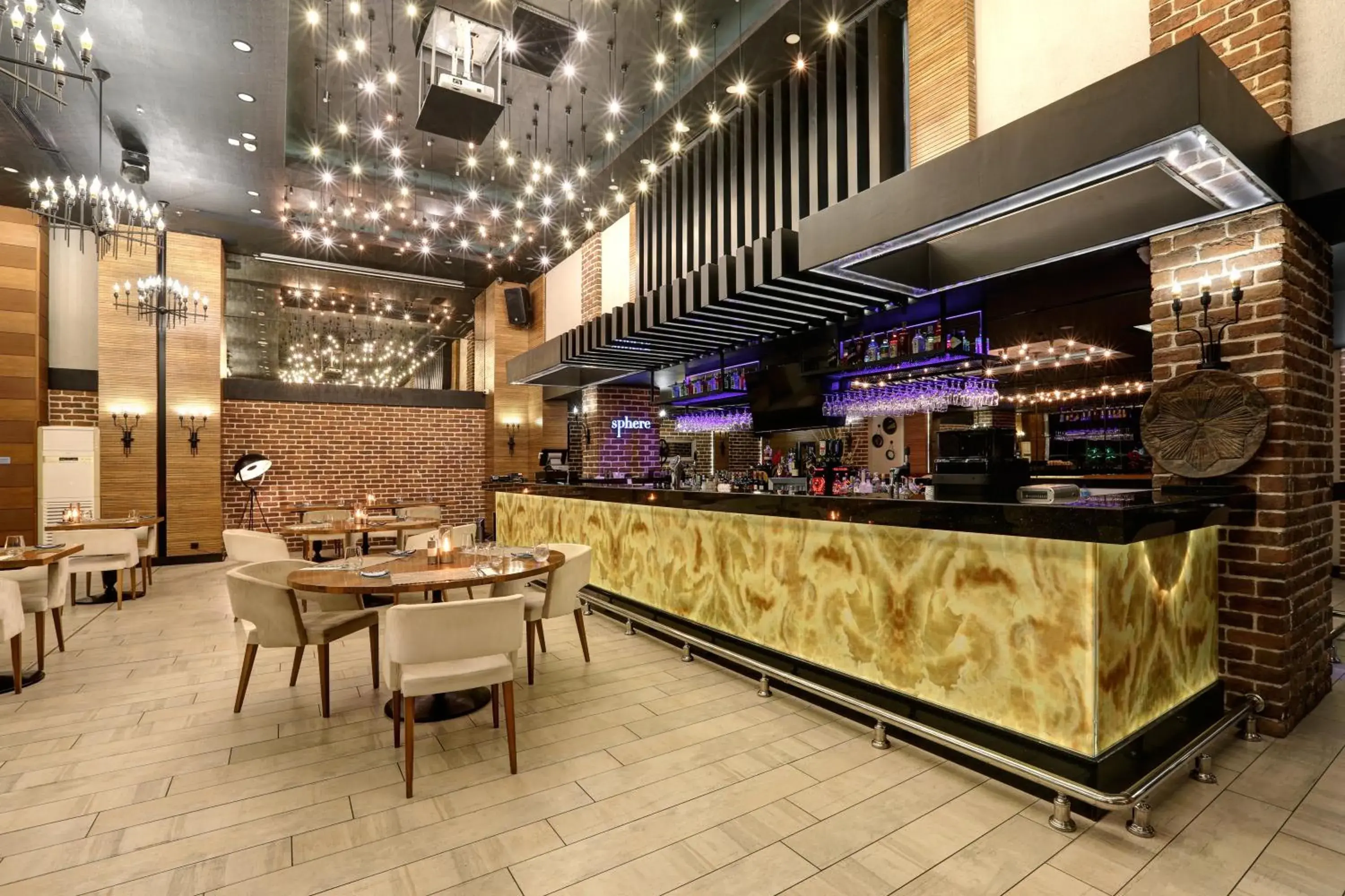 Restaurant/places to eat in Divan Corlu Restaurant/places to eat in Divan Corlu