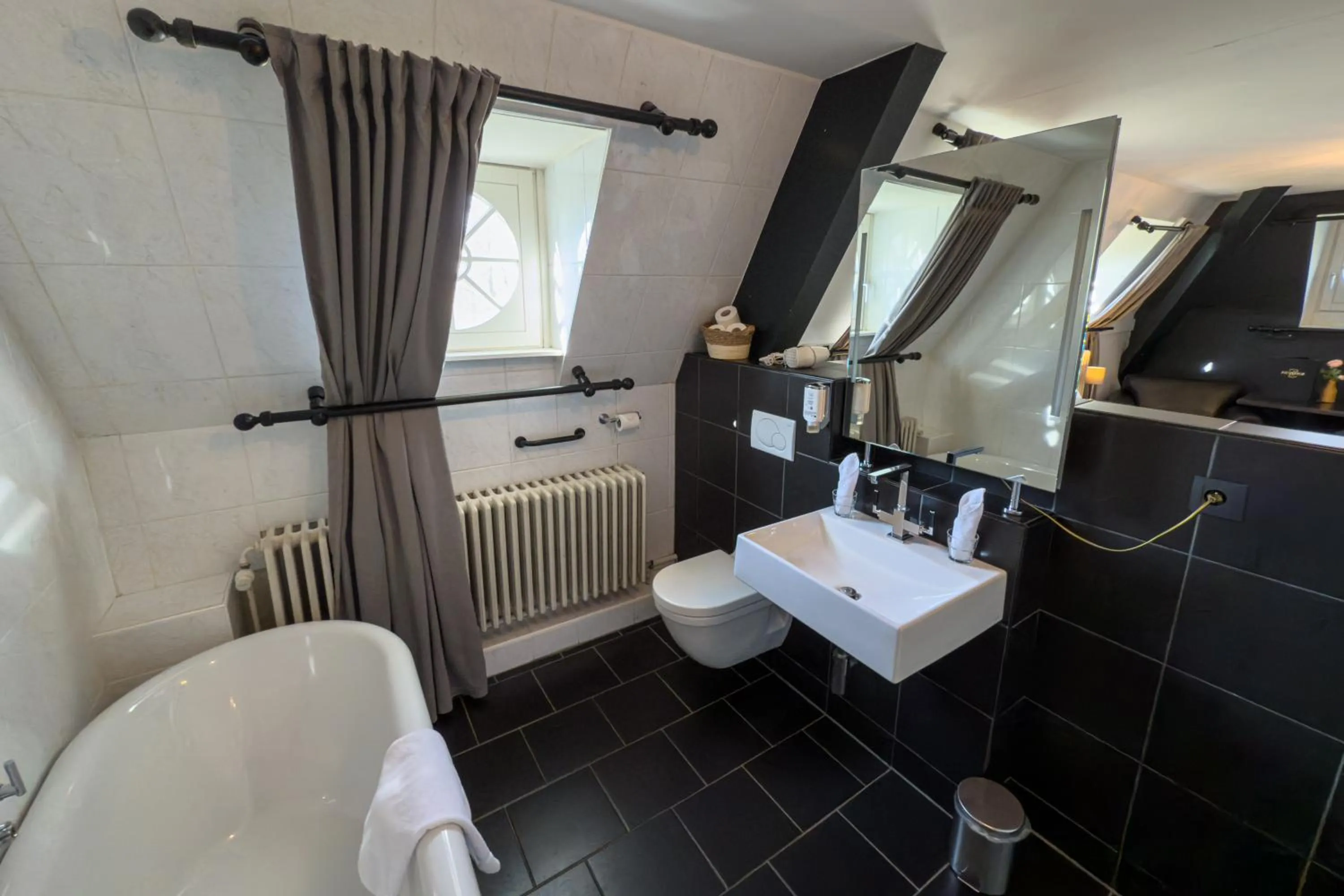 Toilet in Kasteel Pietersheim Maastricht - Lanaken