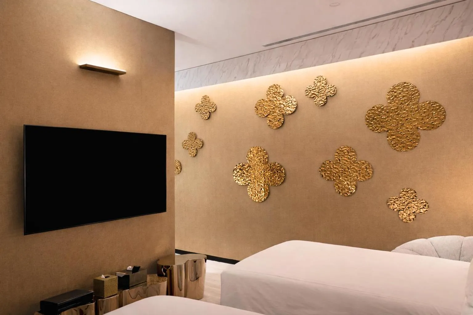 Bedroom, Bed in Naumi Hotel Singapore