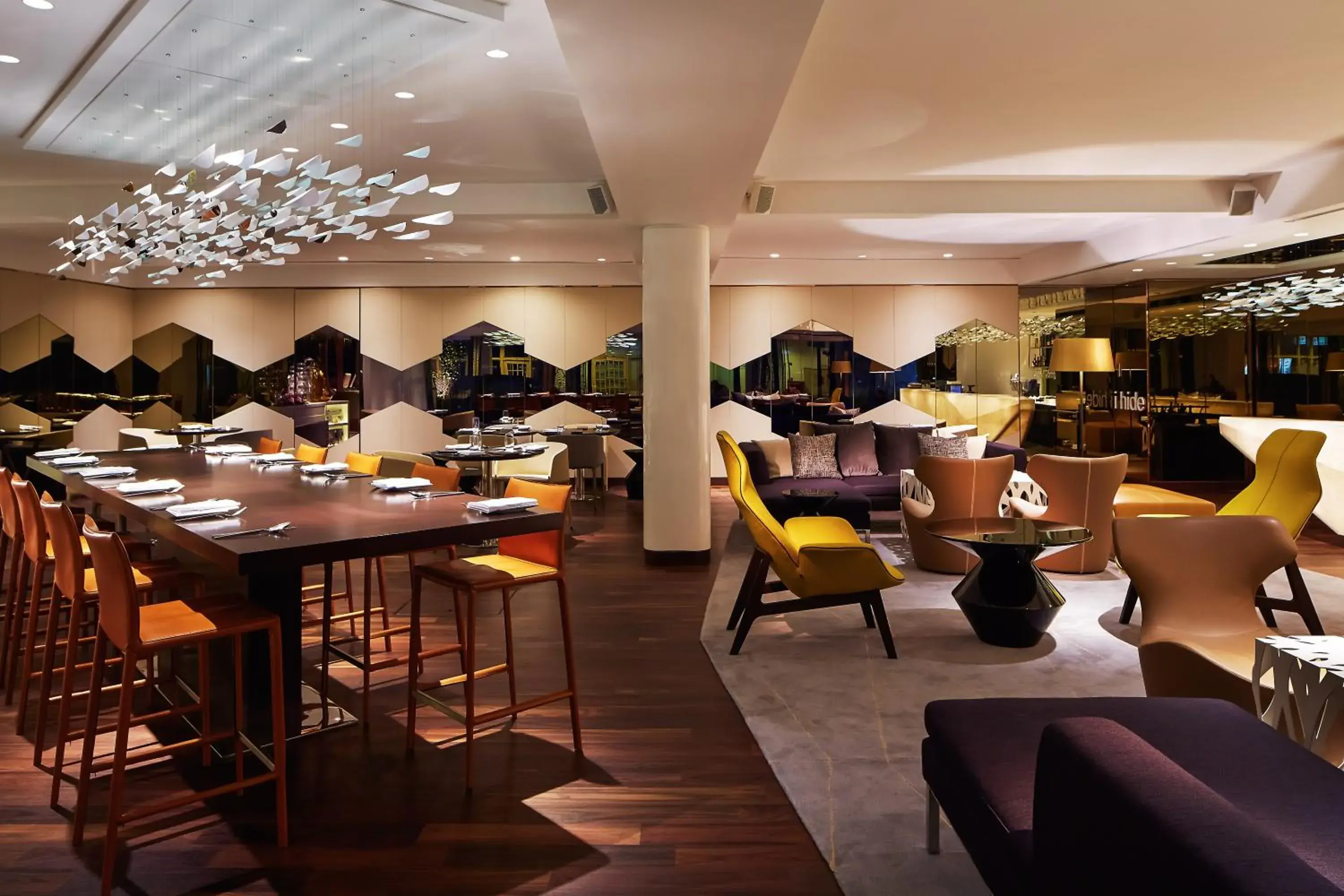 Restaurant/places to eat in Naumi Hotel Singapore Restaurant/places to eat in Naumi Hotel Singapore