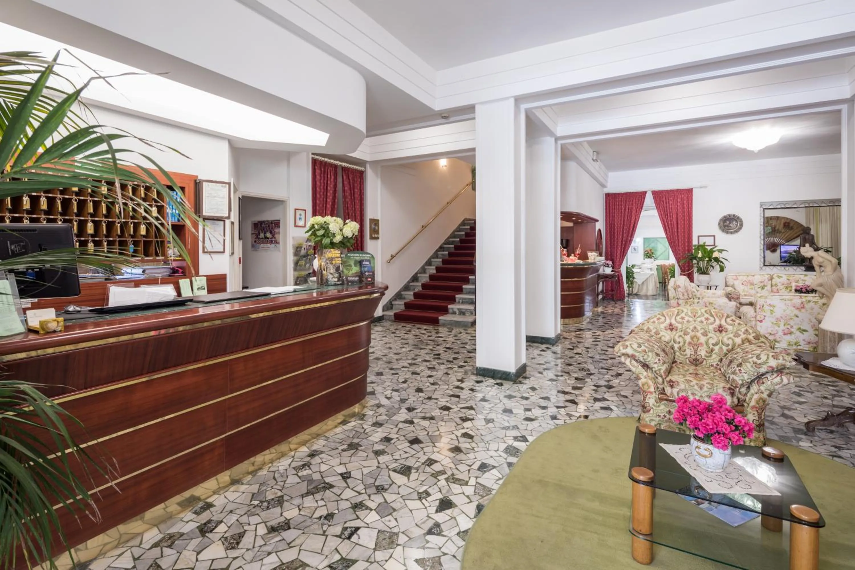 Lobby or reception in Hotel Astor Victoria