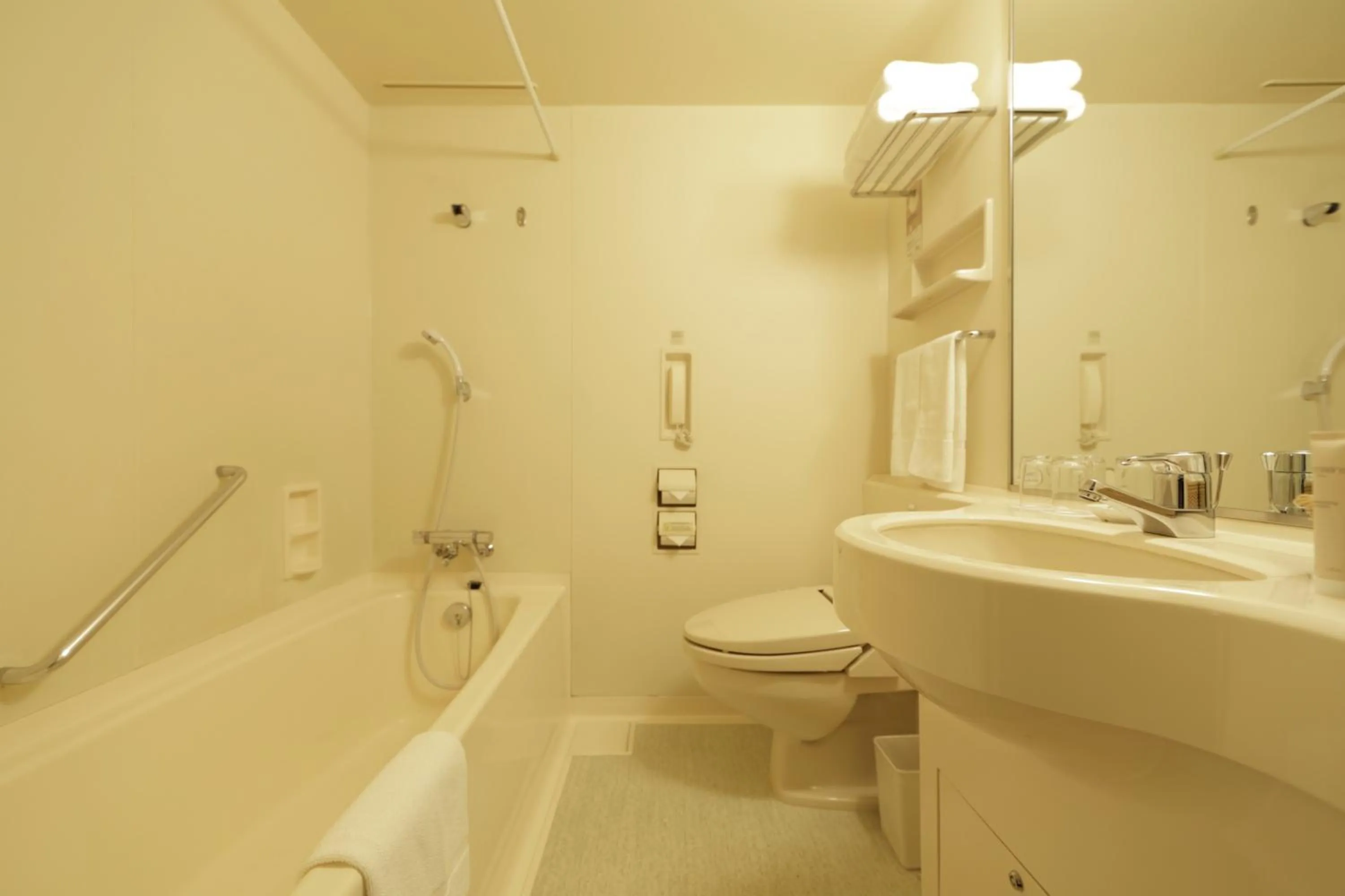 Bathroom in Mercure Yokosuka