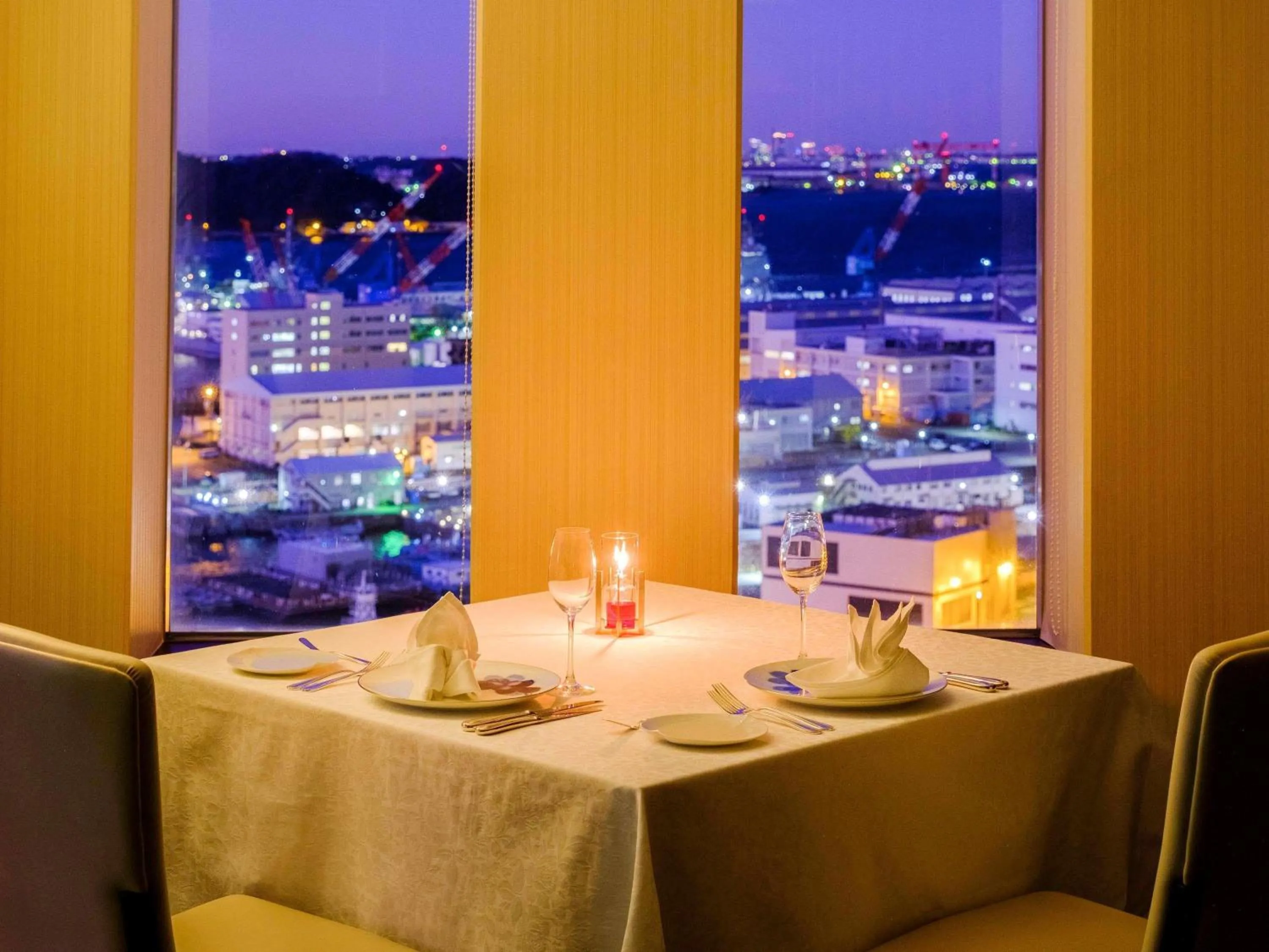 Restaurant/places to eat in Mercure Yokosuka