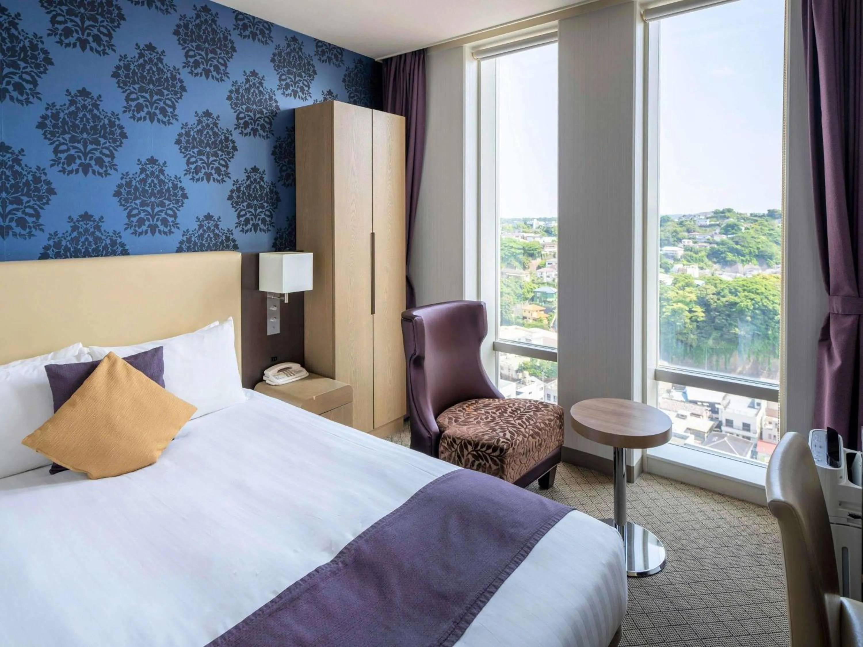 Bedroom, Bed in Mercure Yokosuka