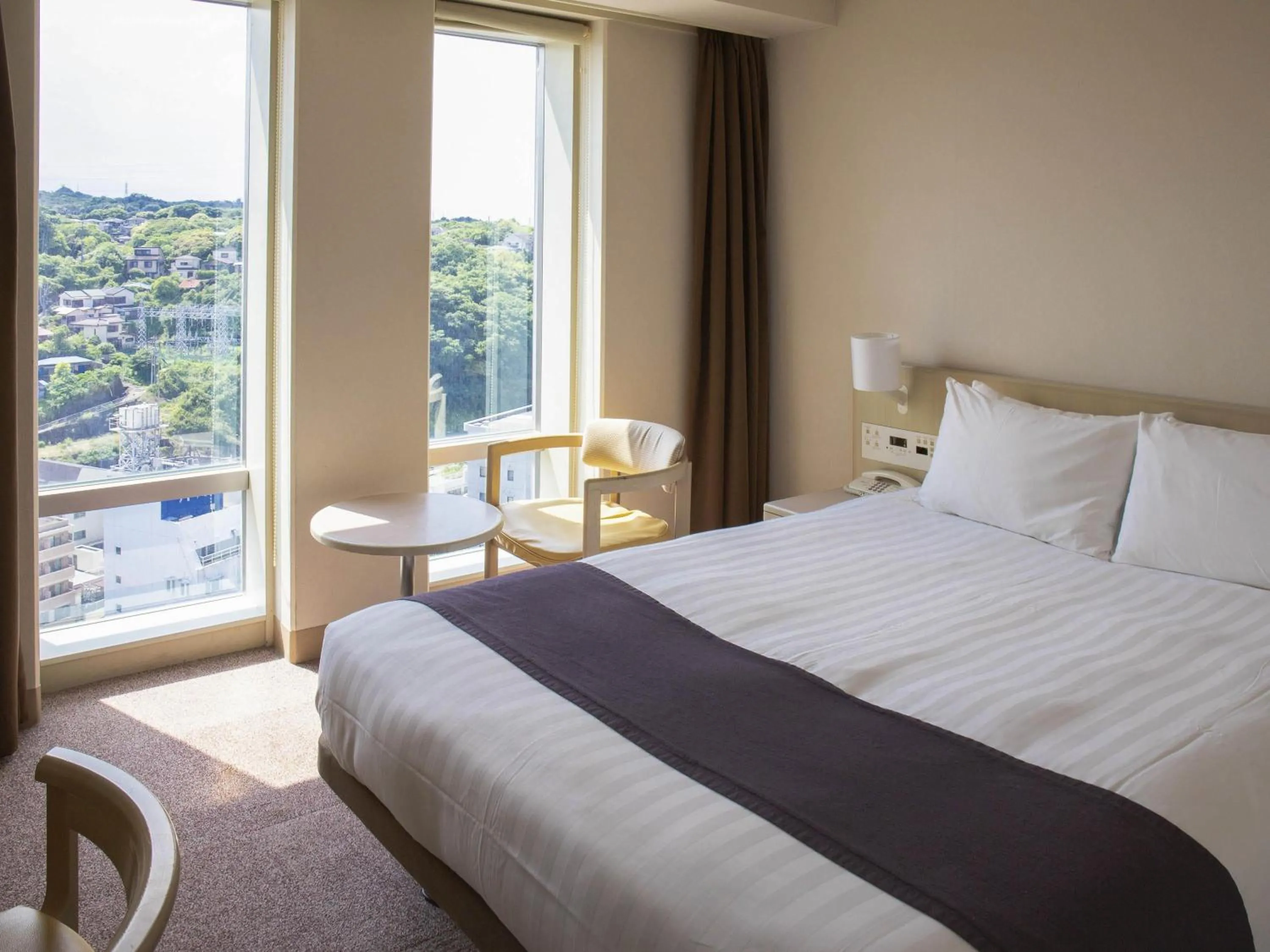 Bedroom, Bed in Mercure Yokosuka