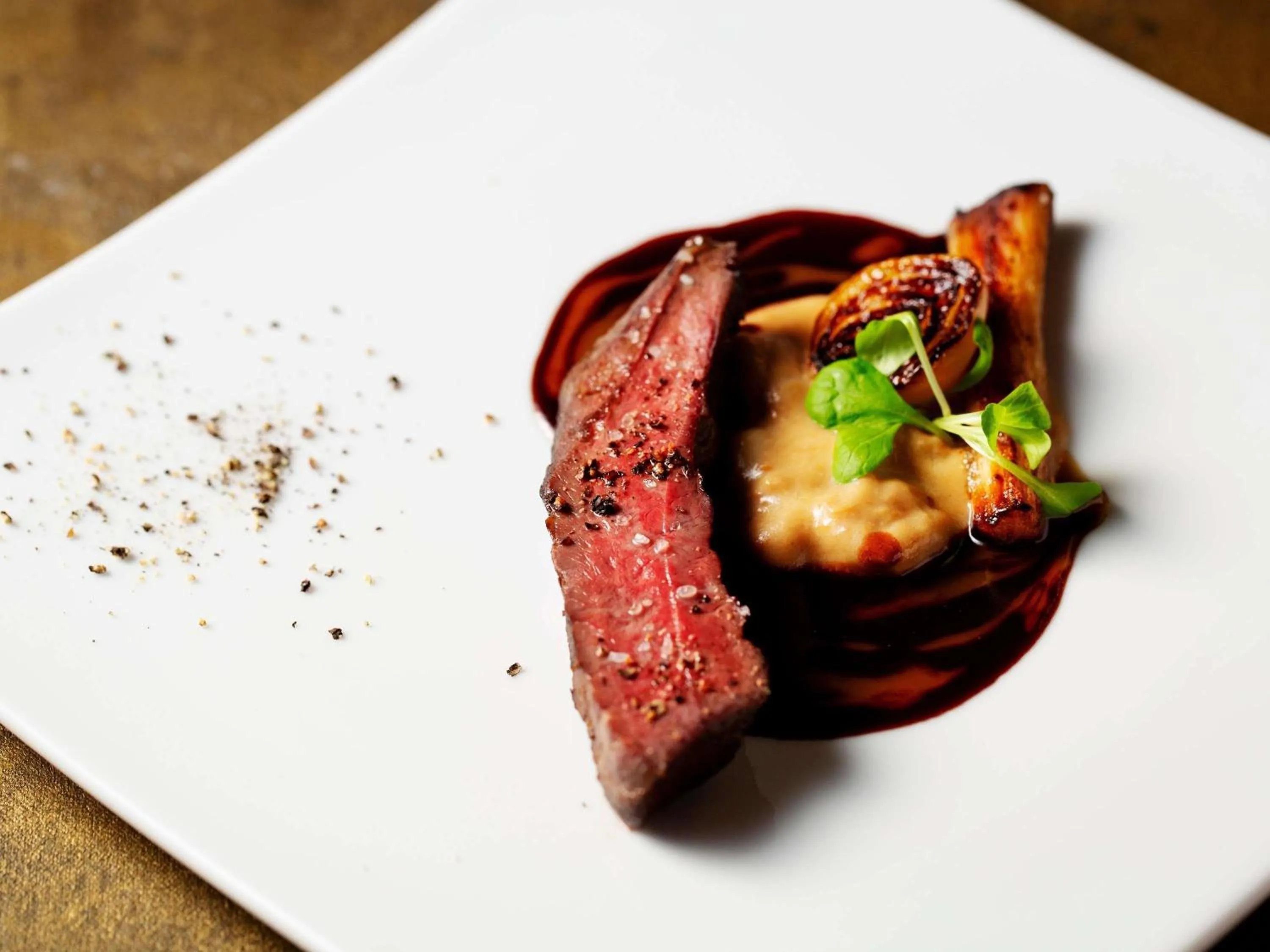 Restaurant/places to eat in Mercure Yokosuka