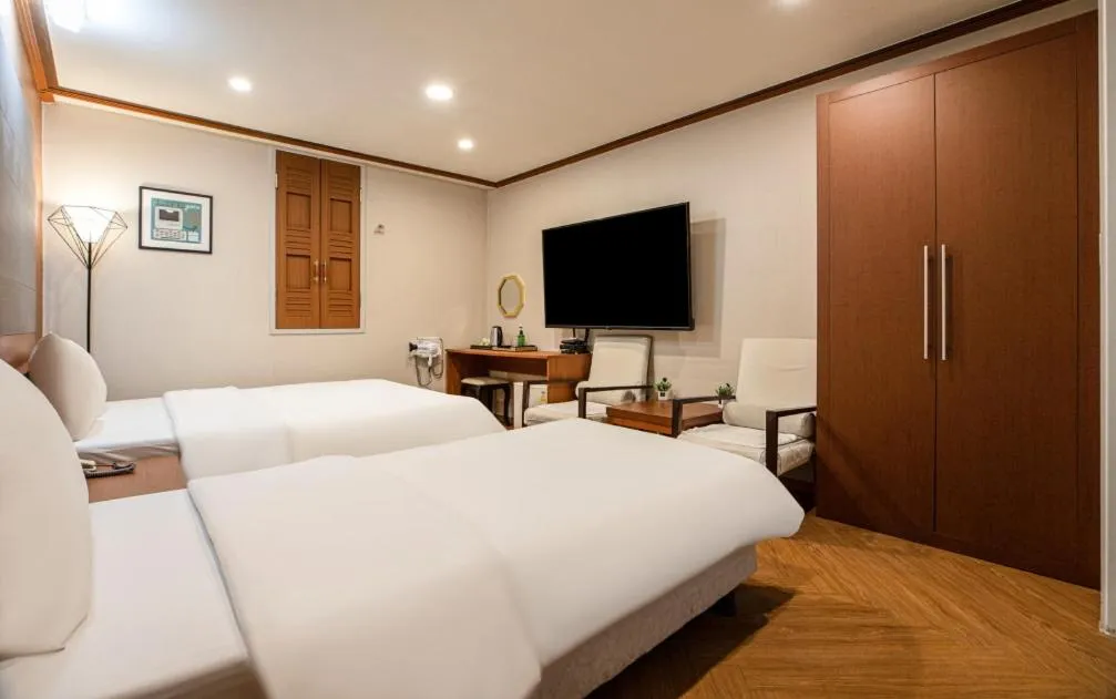 Bed in Incheon Airtel