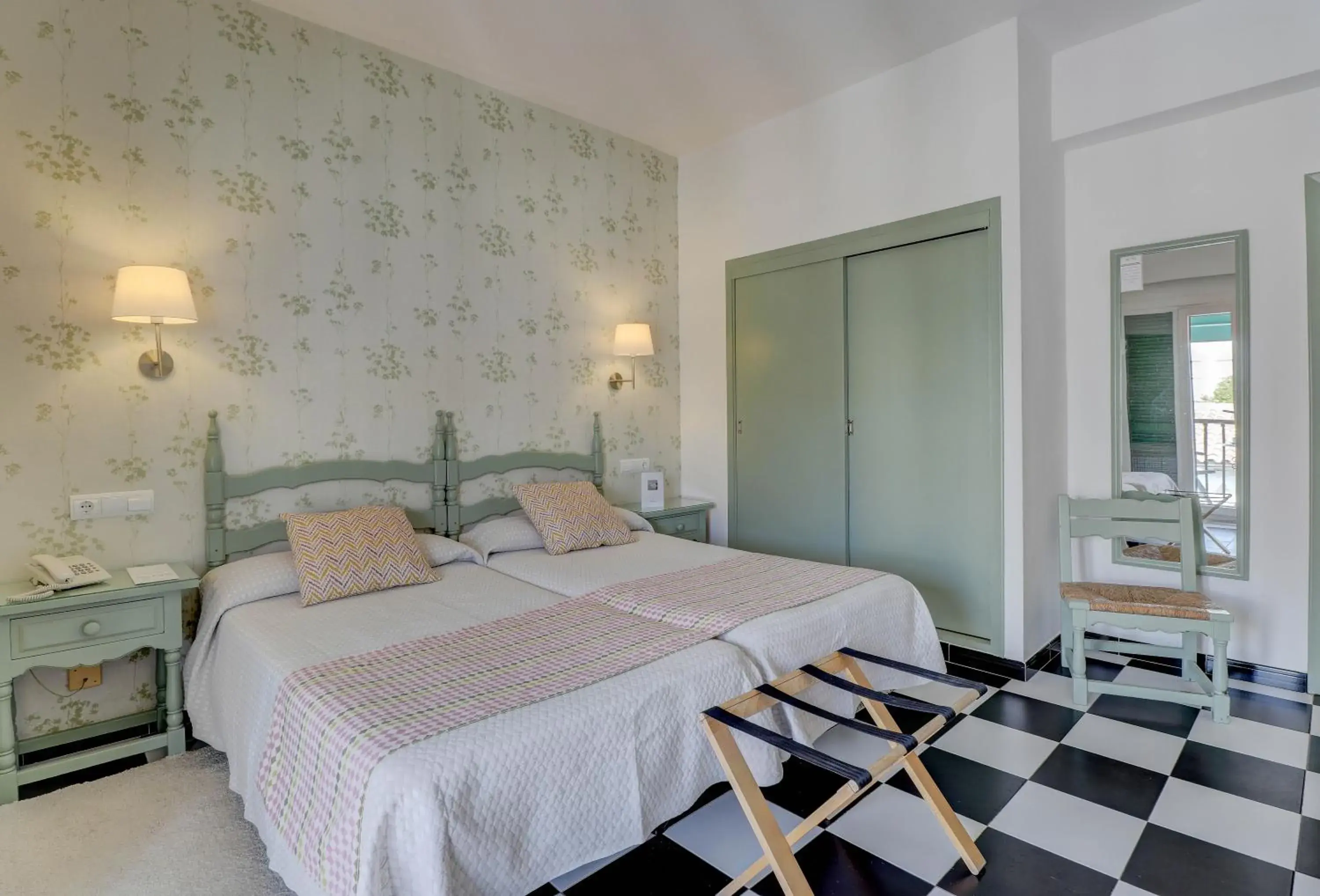 Bed in Hotel Sis Pins Bed in Hotel Sis Pins