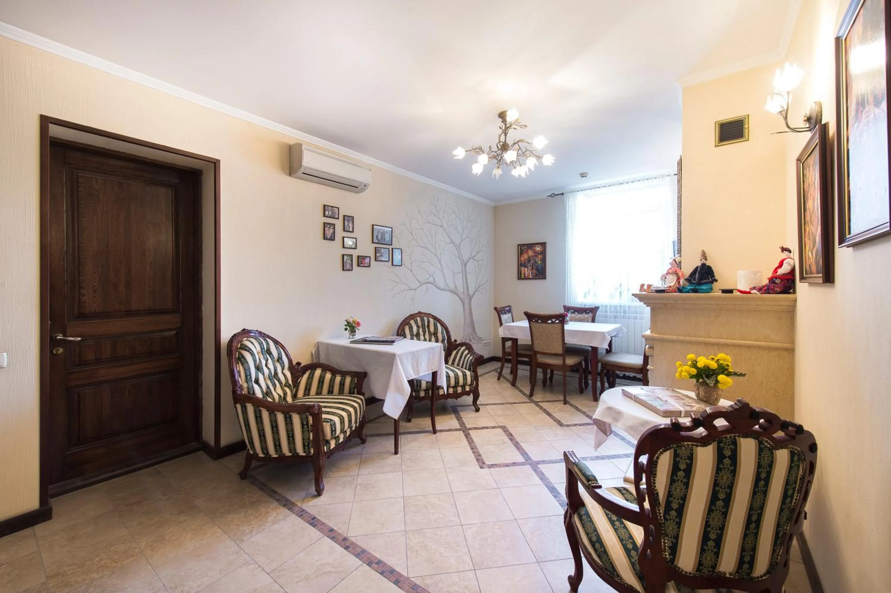 Lobby or reception in Oselya Hotel