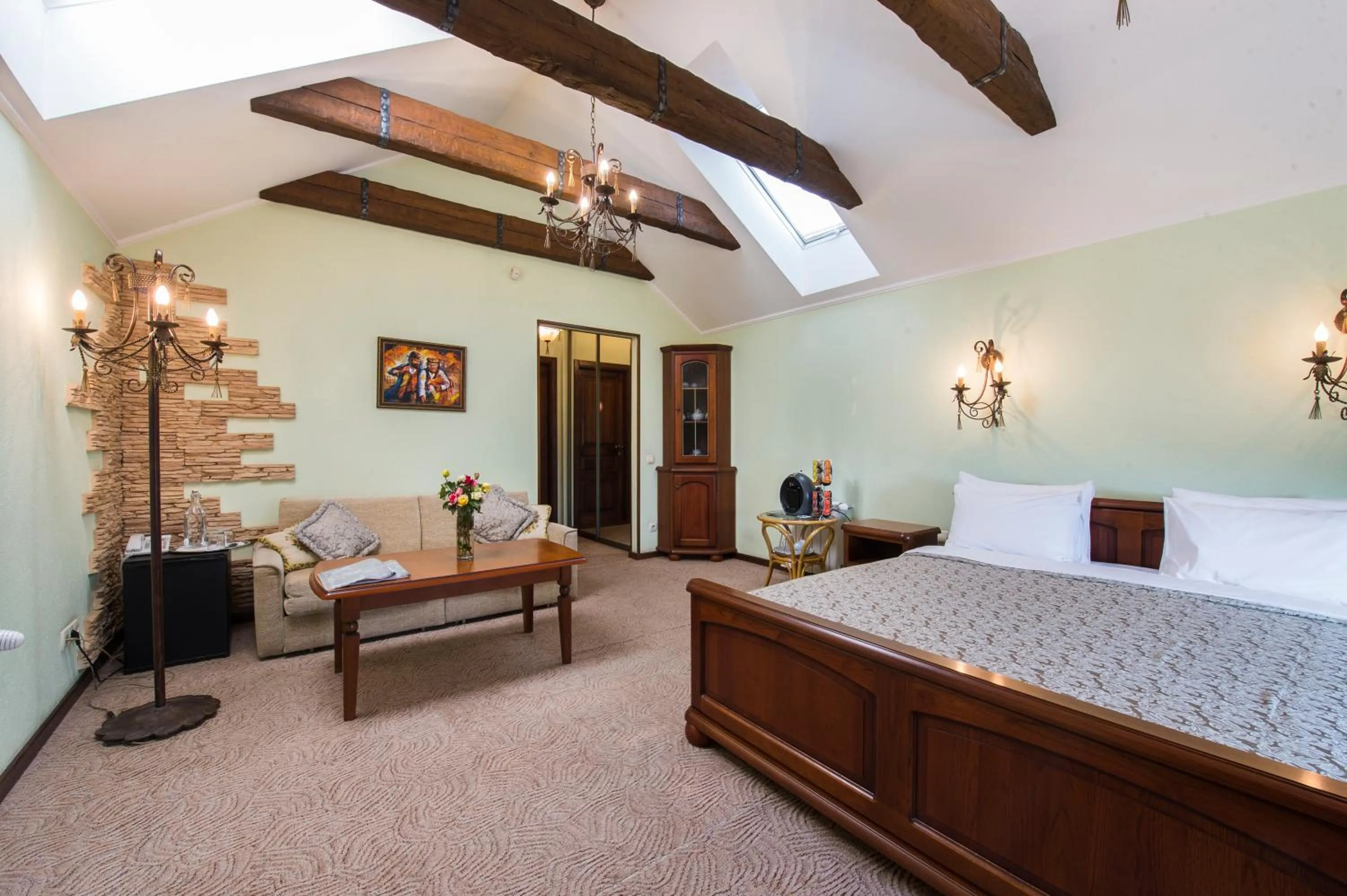 Photo of the whole room, Bed in Oselya Hotel