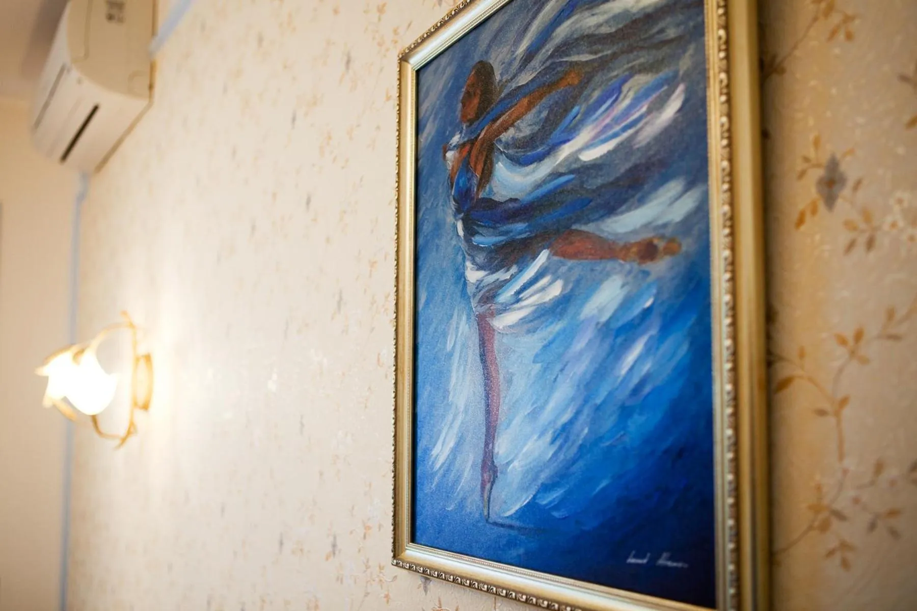 Decorative detail in Oselya Hotel