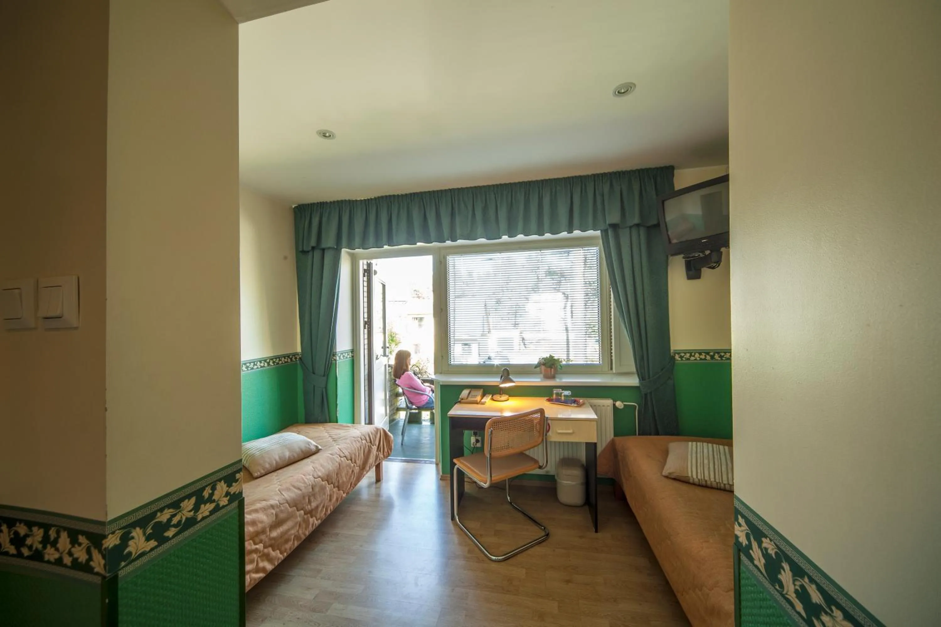 Photo of the whole room in Alexi Villa