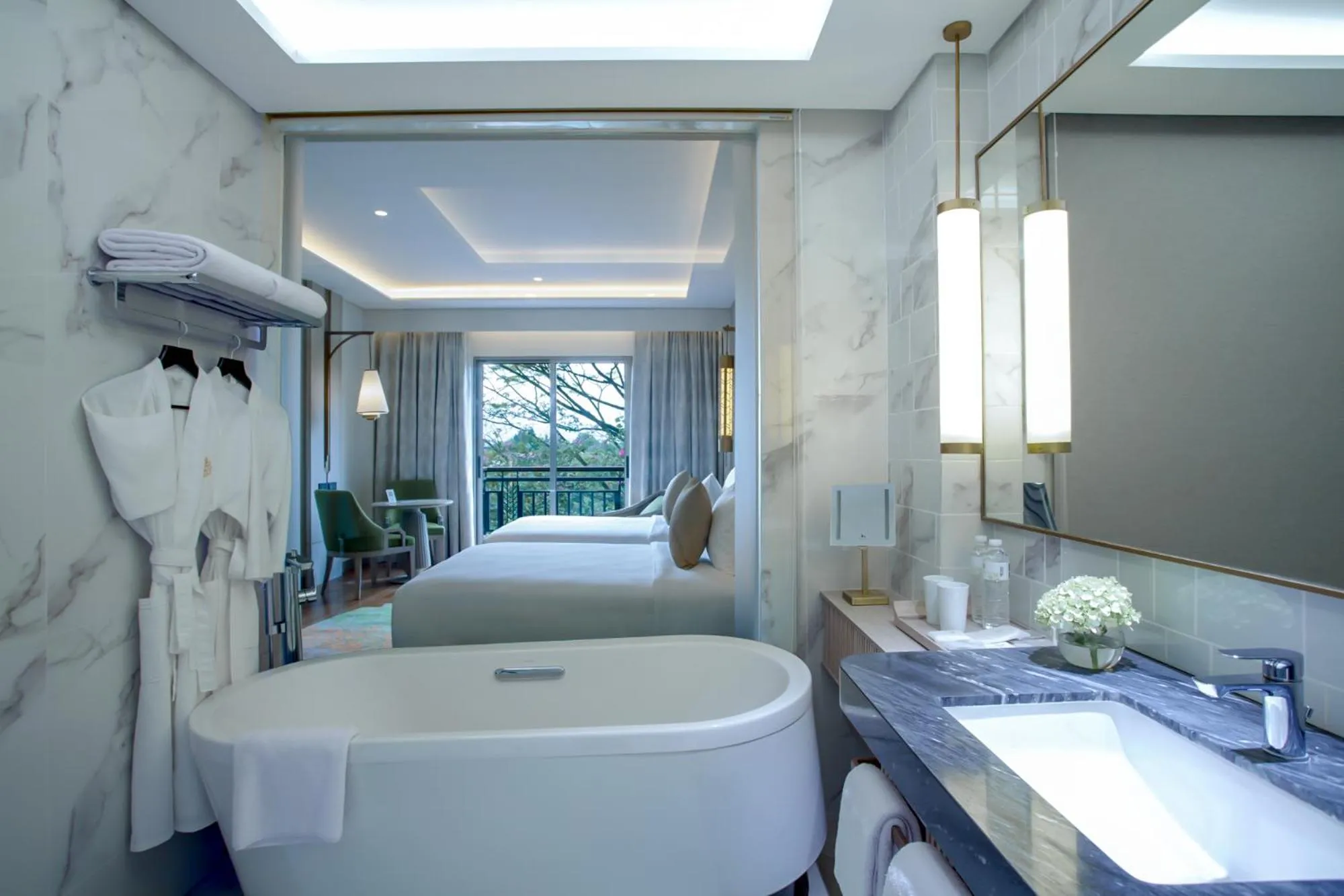 Bed in Mason Pine Hotel Bandung