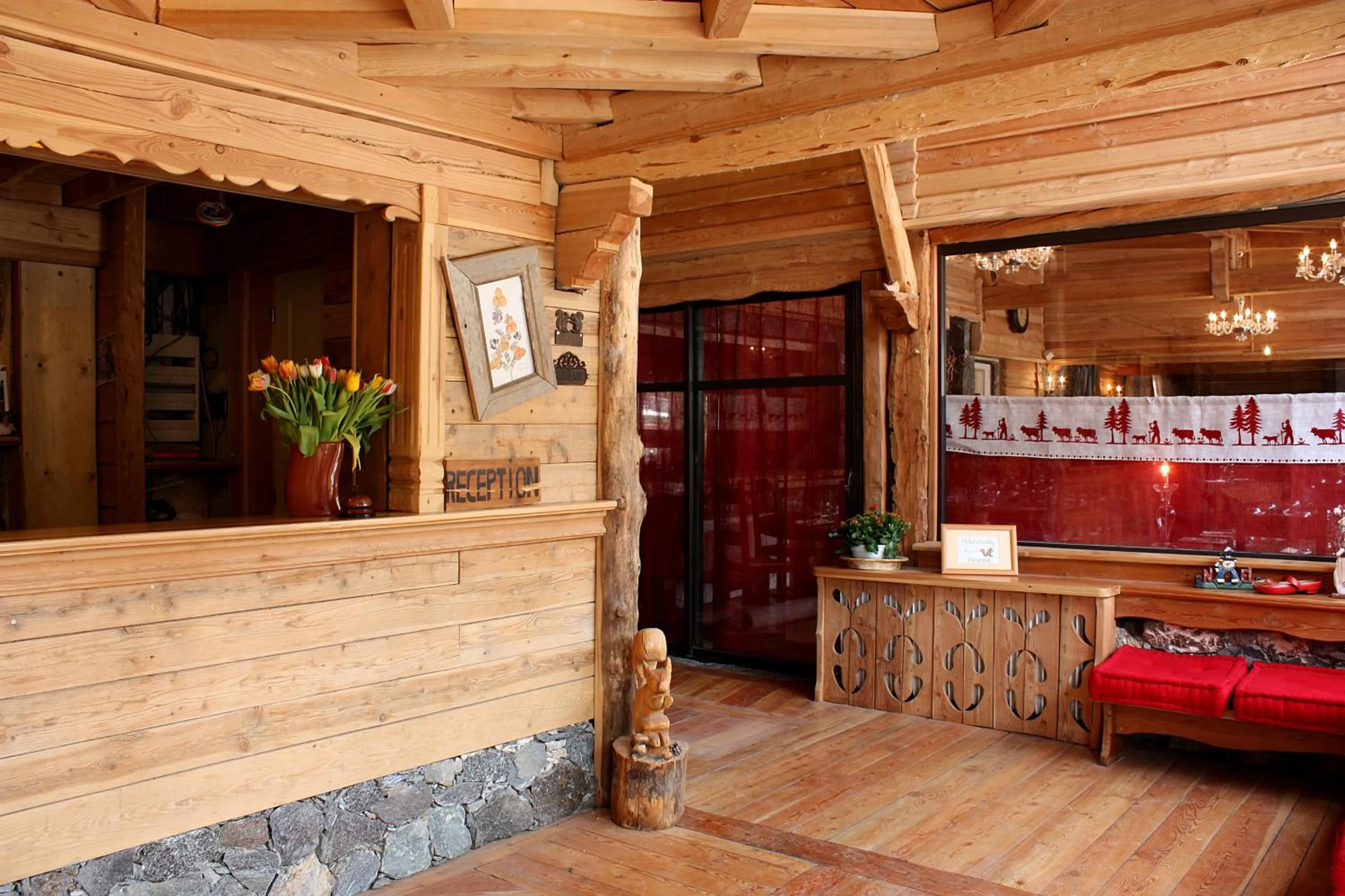 Lobby or reception in Hotel l'Ecureuil