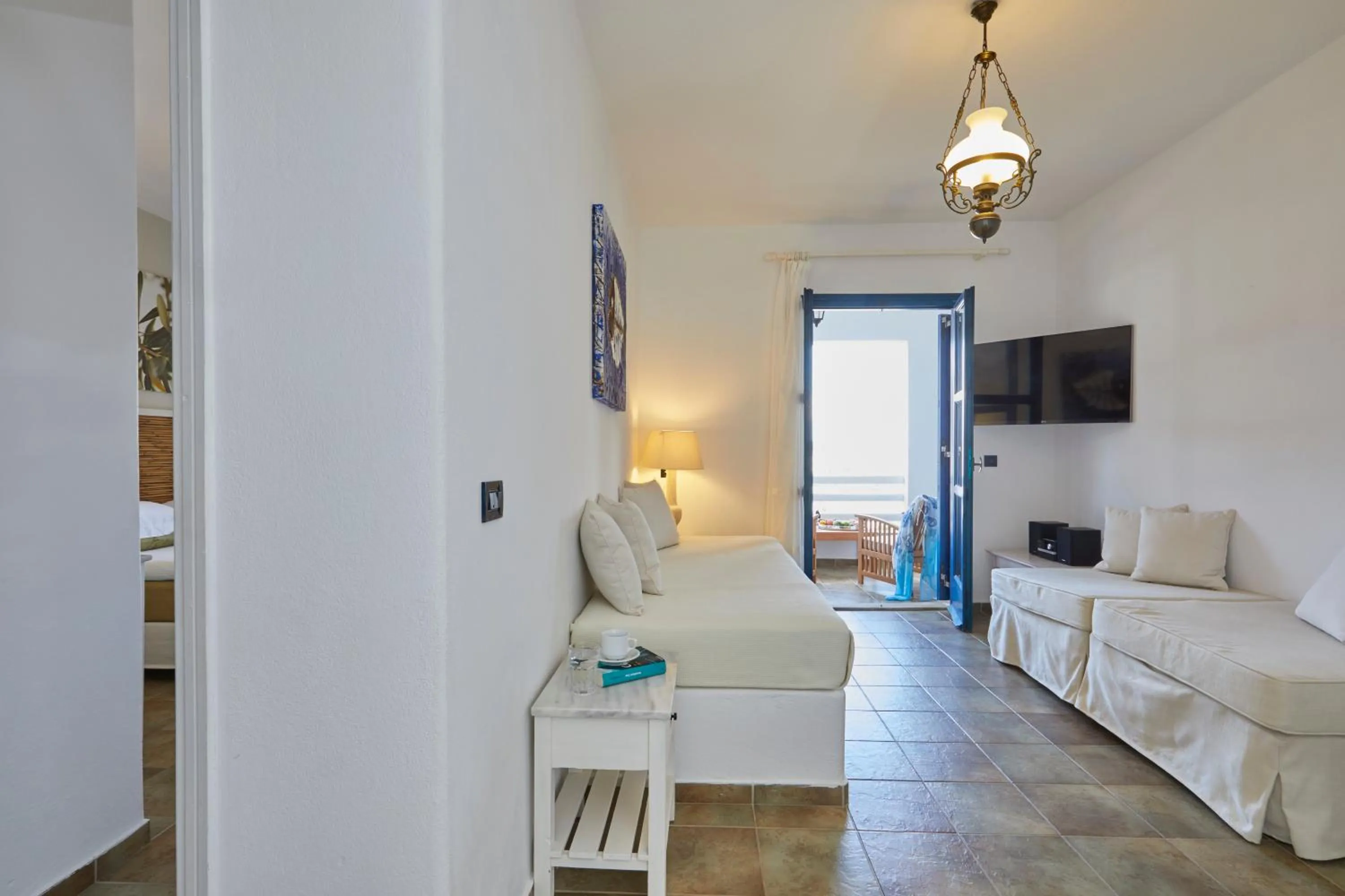 TV and multimedia, Bed in Vrahos Boutique Hotel