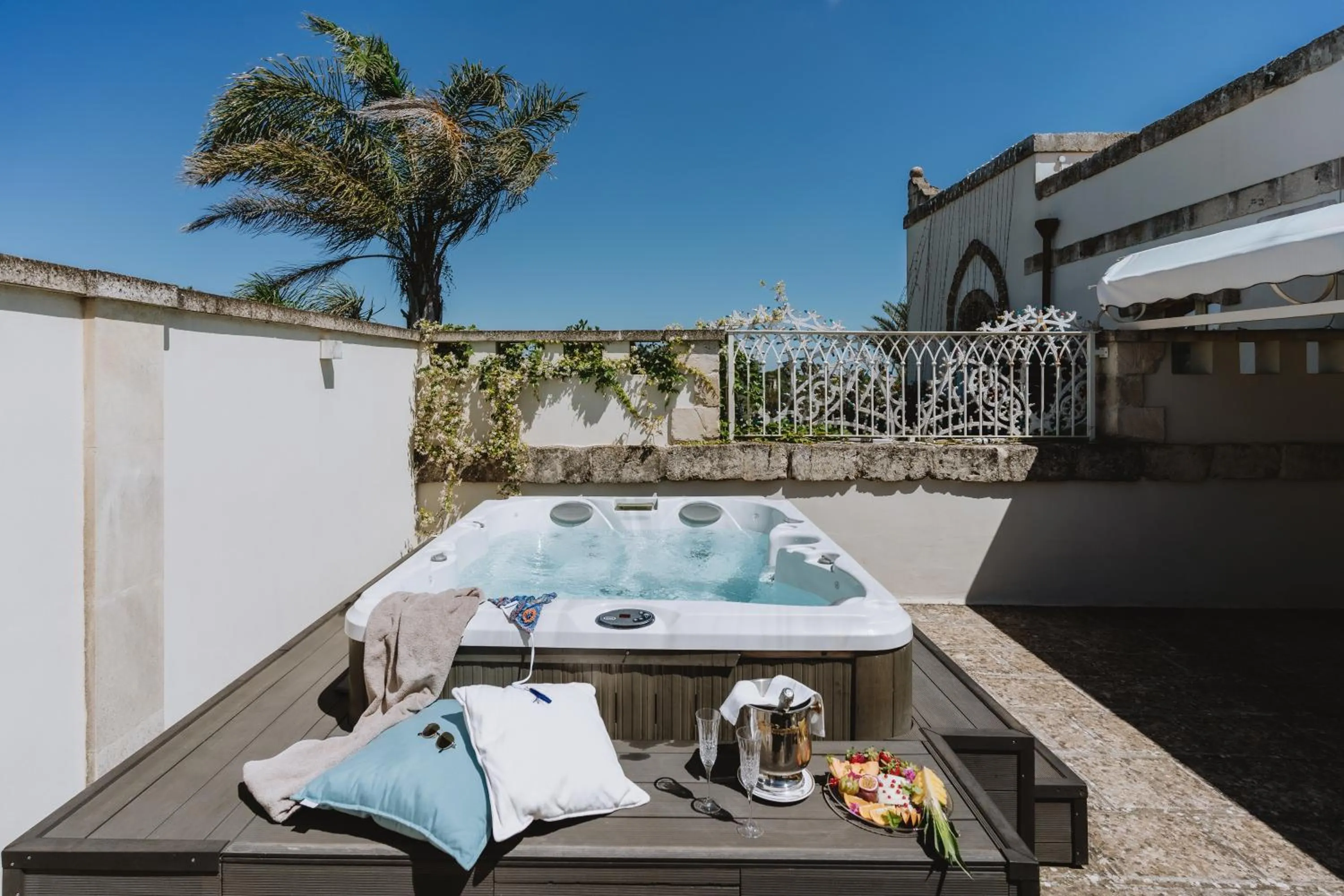 Open Air Bath in Sangiorgio Resort & Spa