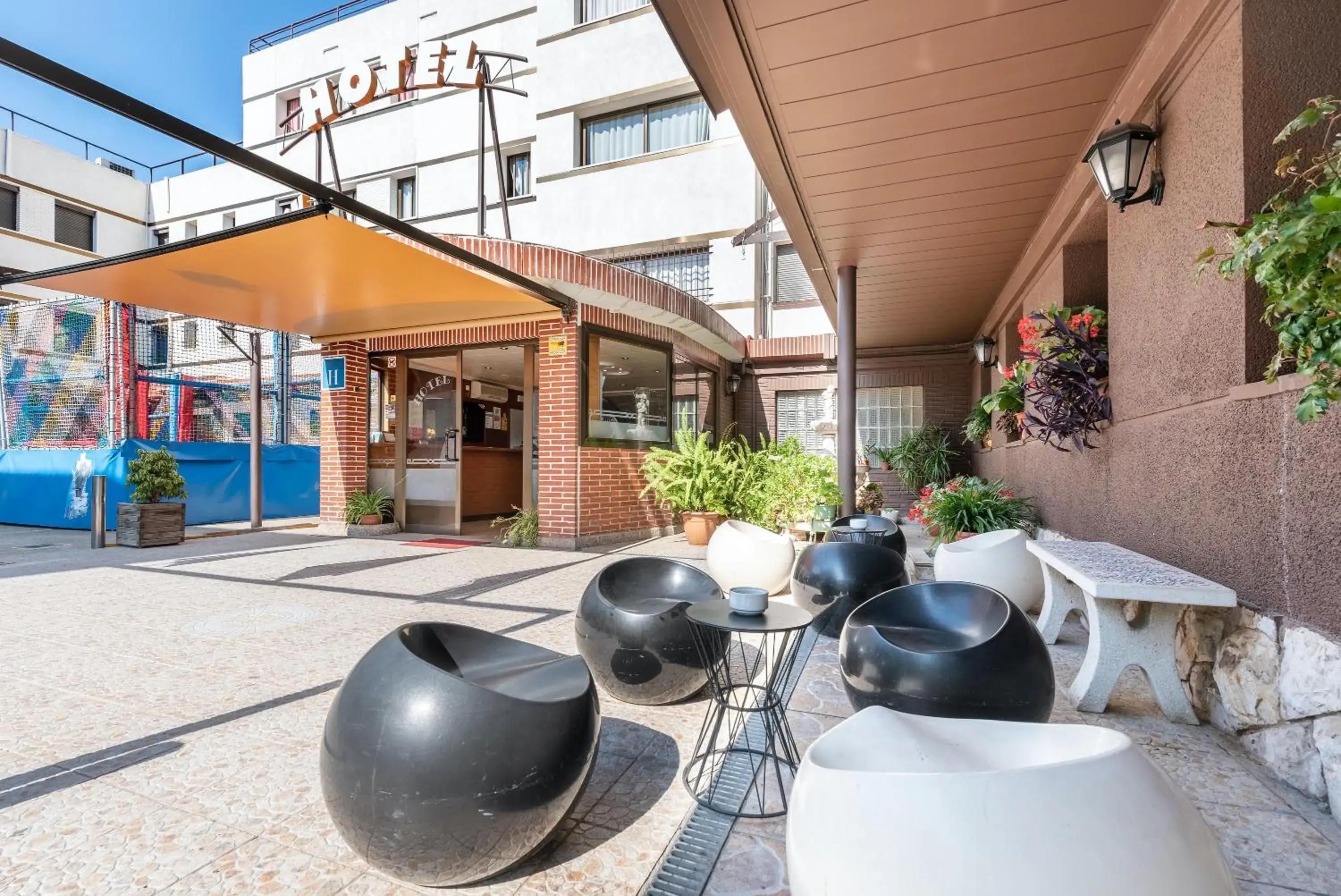 Property building in Hotel Canadá Property building in Hotel Canadá