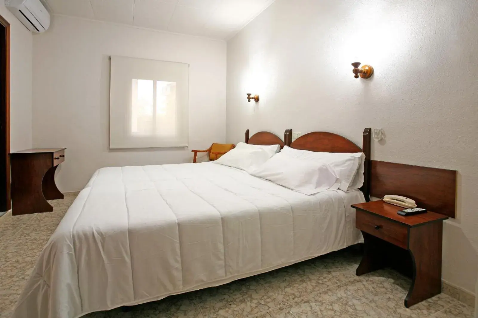 Bed in Hotel Canadá Bed in Hotel Canadá