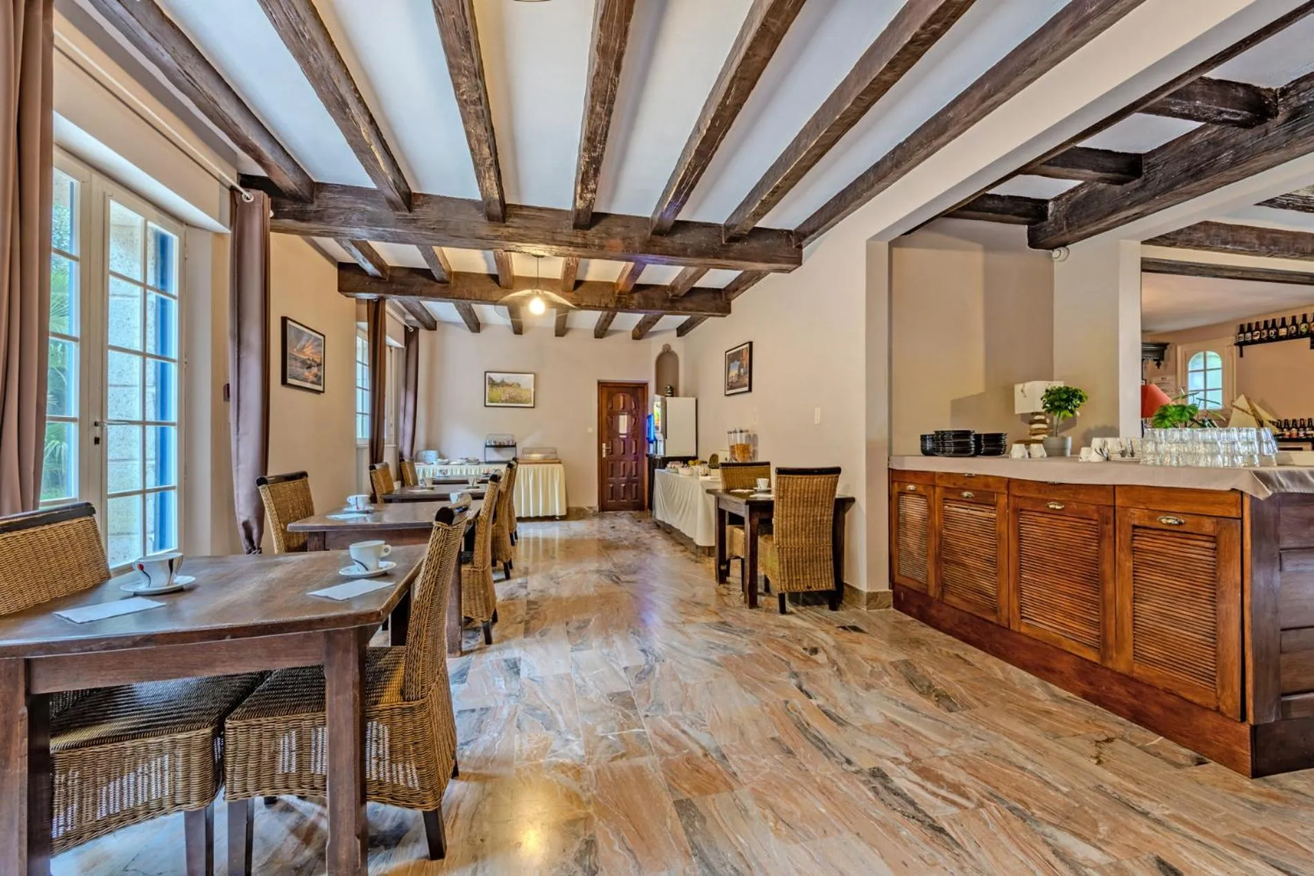 Breakfast in Logis Hotel De La Corniche