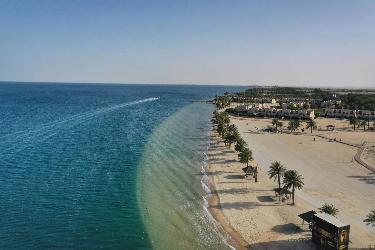Palm Beach Resort Half Moon