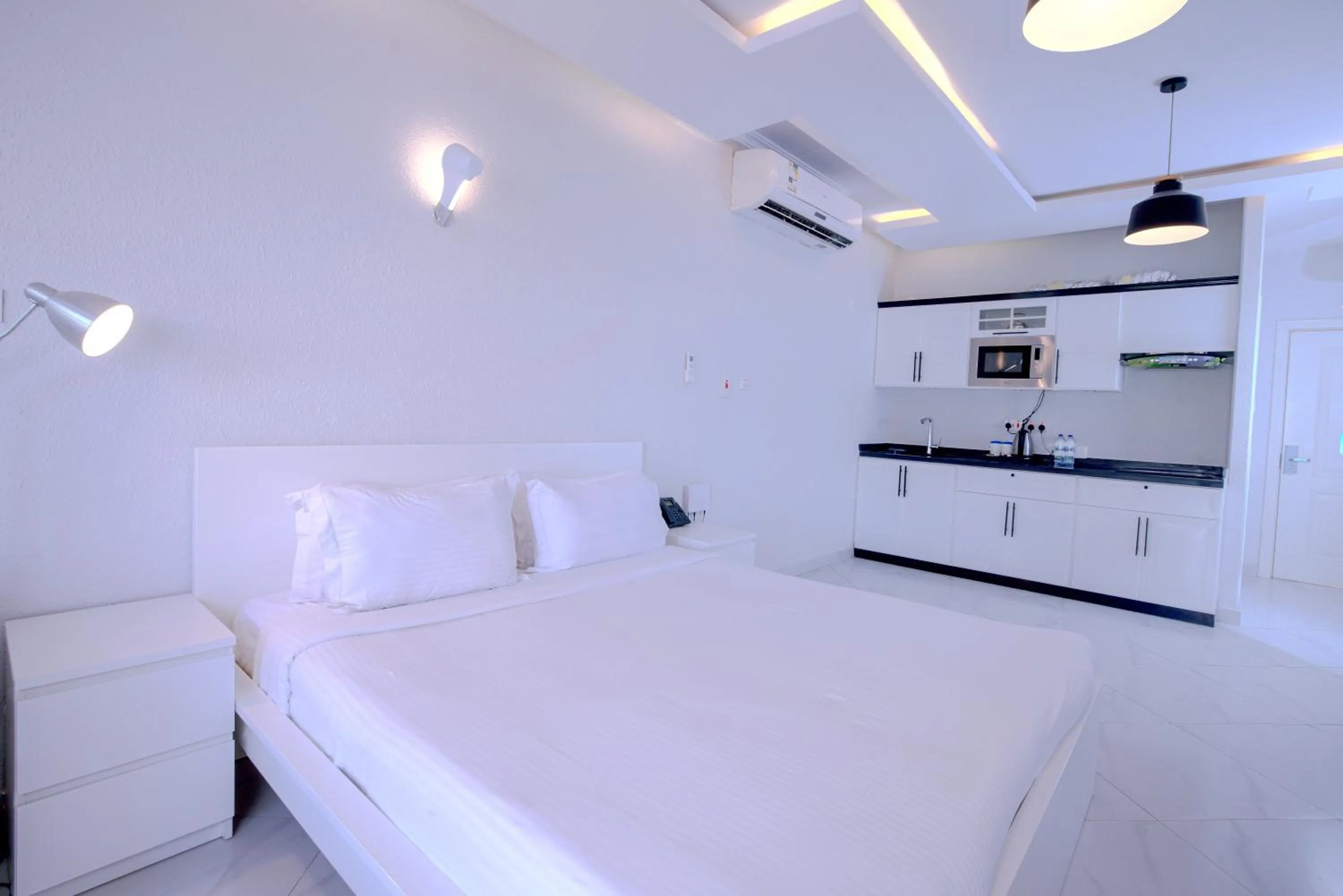 Bed in Palm Beach Resort Half Moon