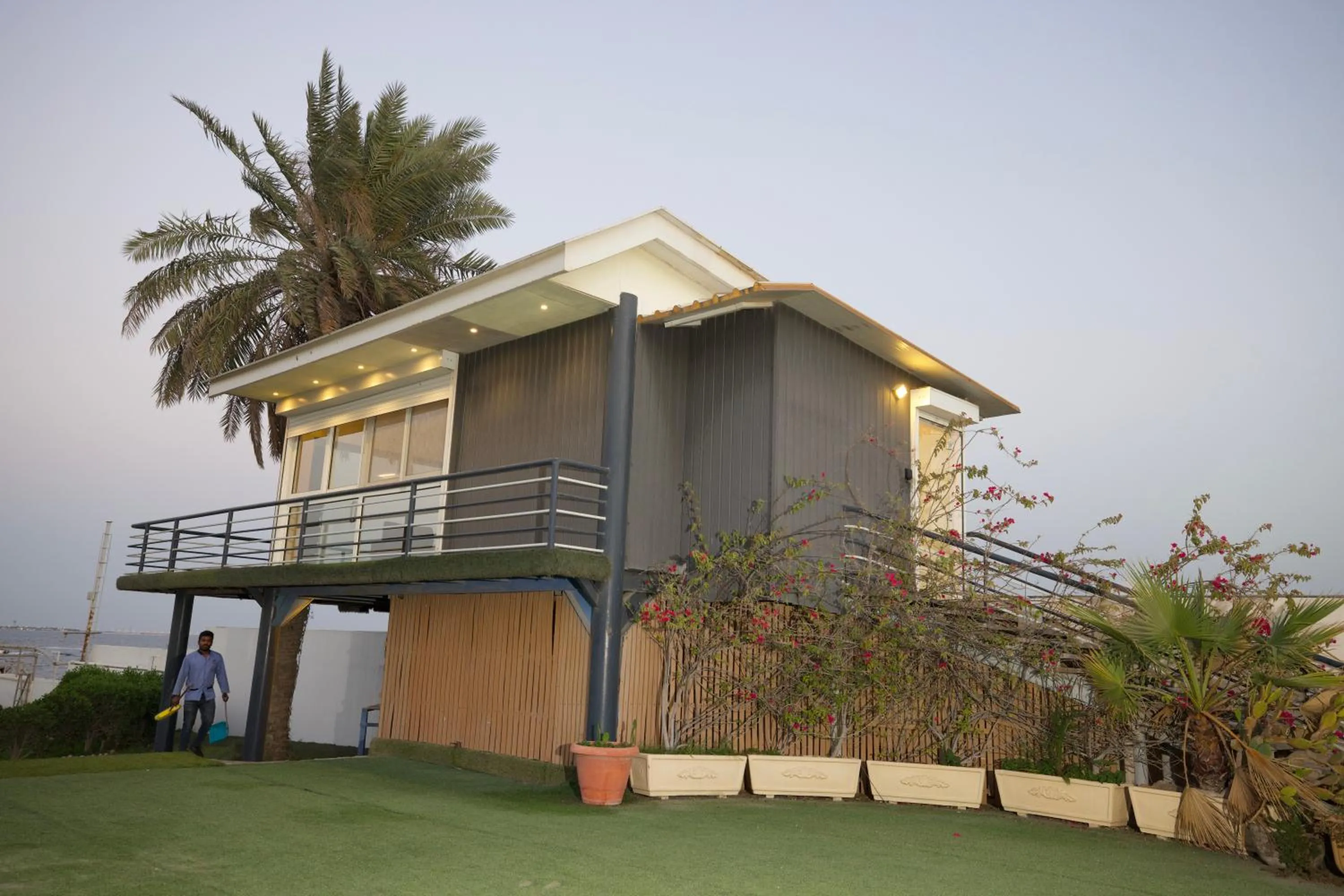 Palm Beach Resort Half Moon