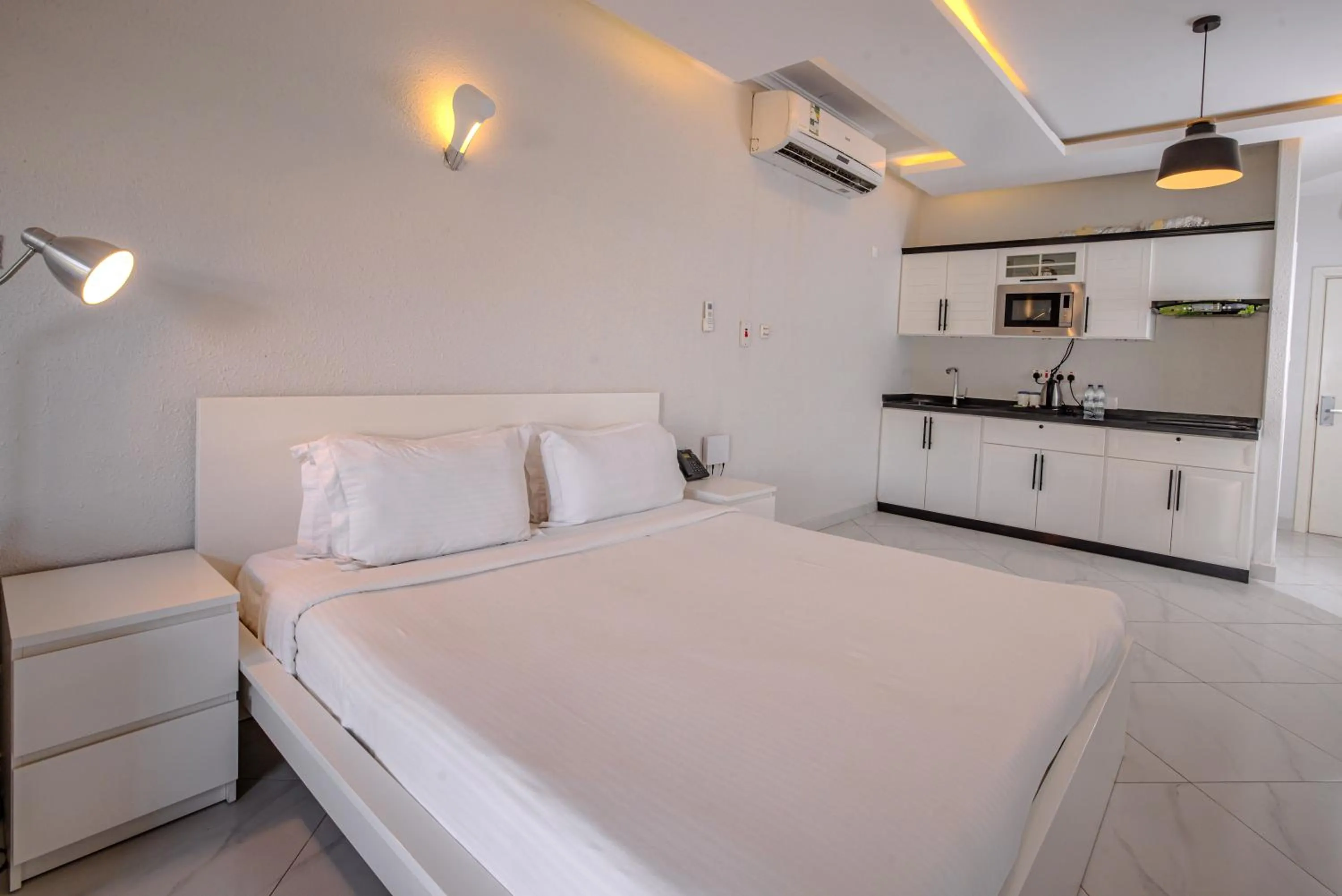 Bed in Palm Beach Resort Half Moon