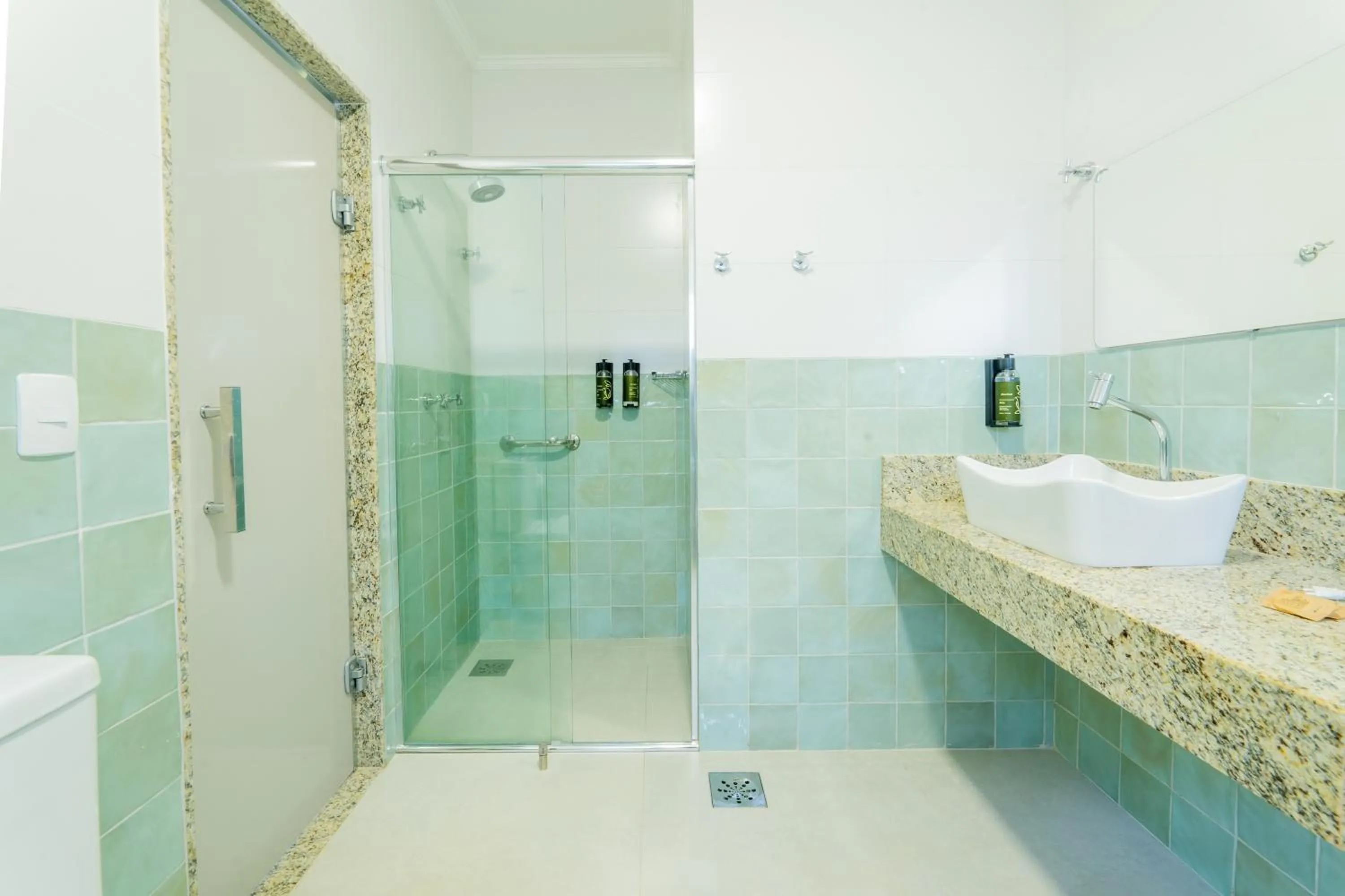 Shower in Pousada Cabore