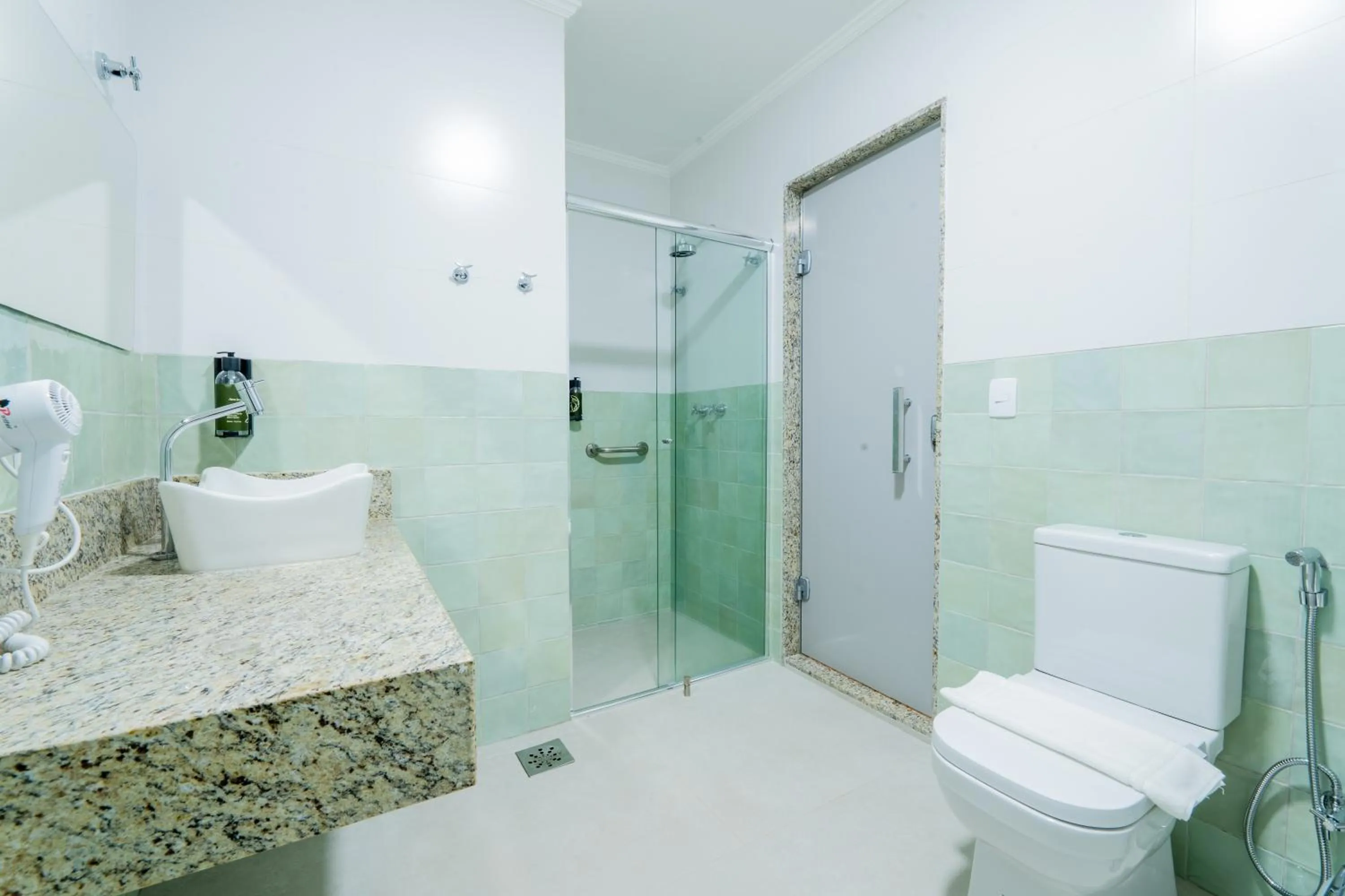 Shower in Pousada Cabore