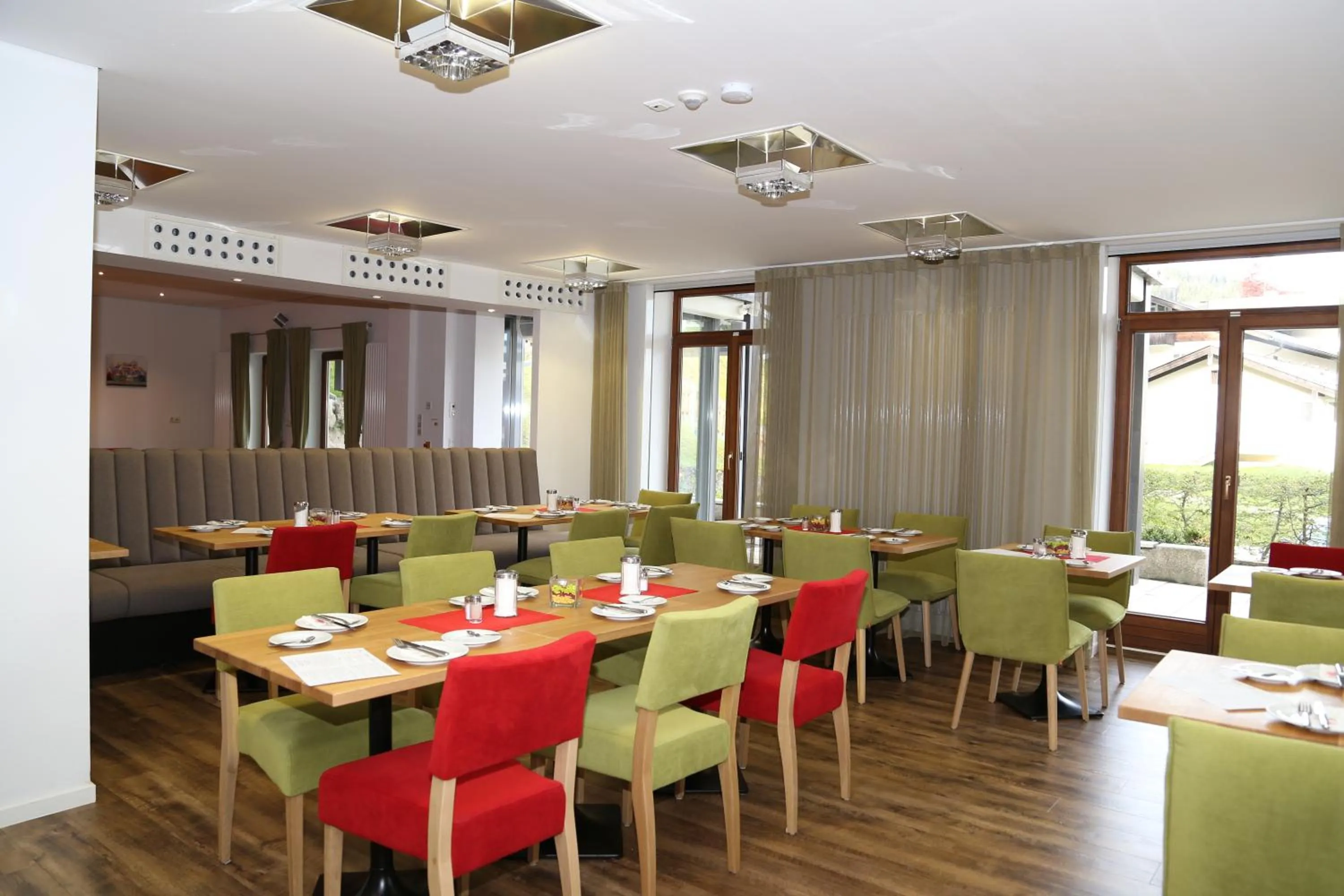 Restaurant/places to eat in Alpenresidenz Buchenhöhe