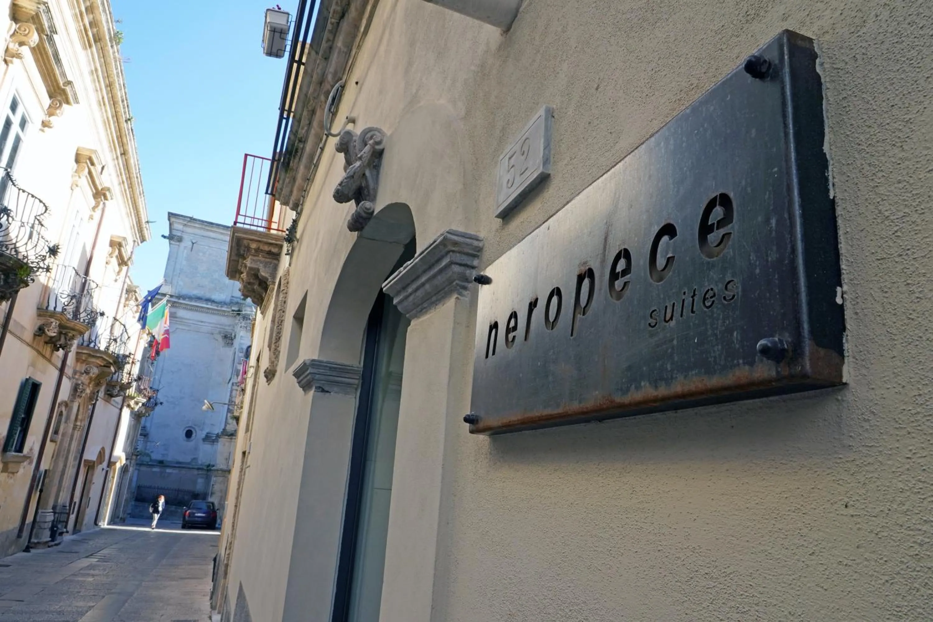 Property building in neropece