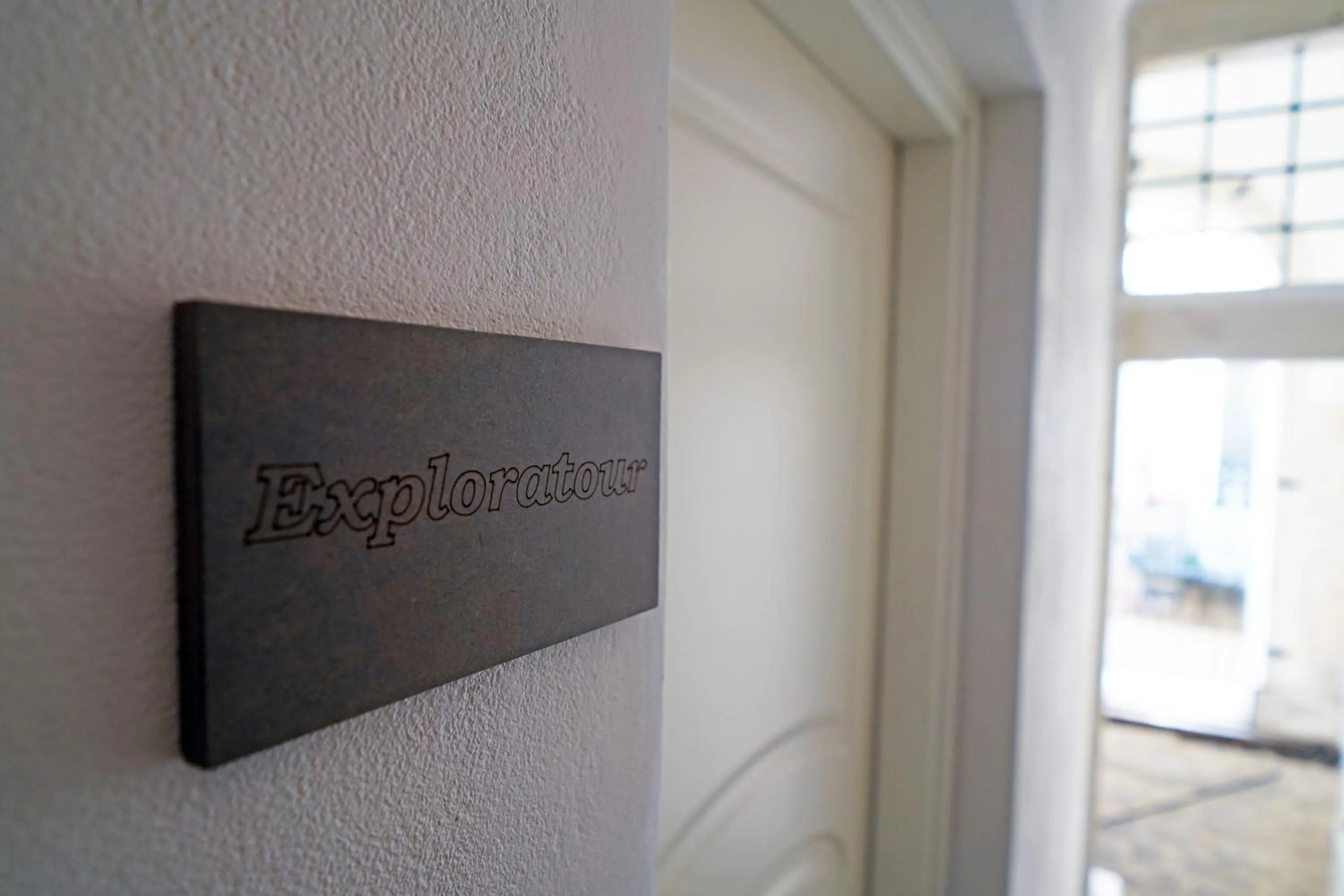 Logo/Certificate/Sign in neropece