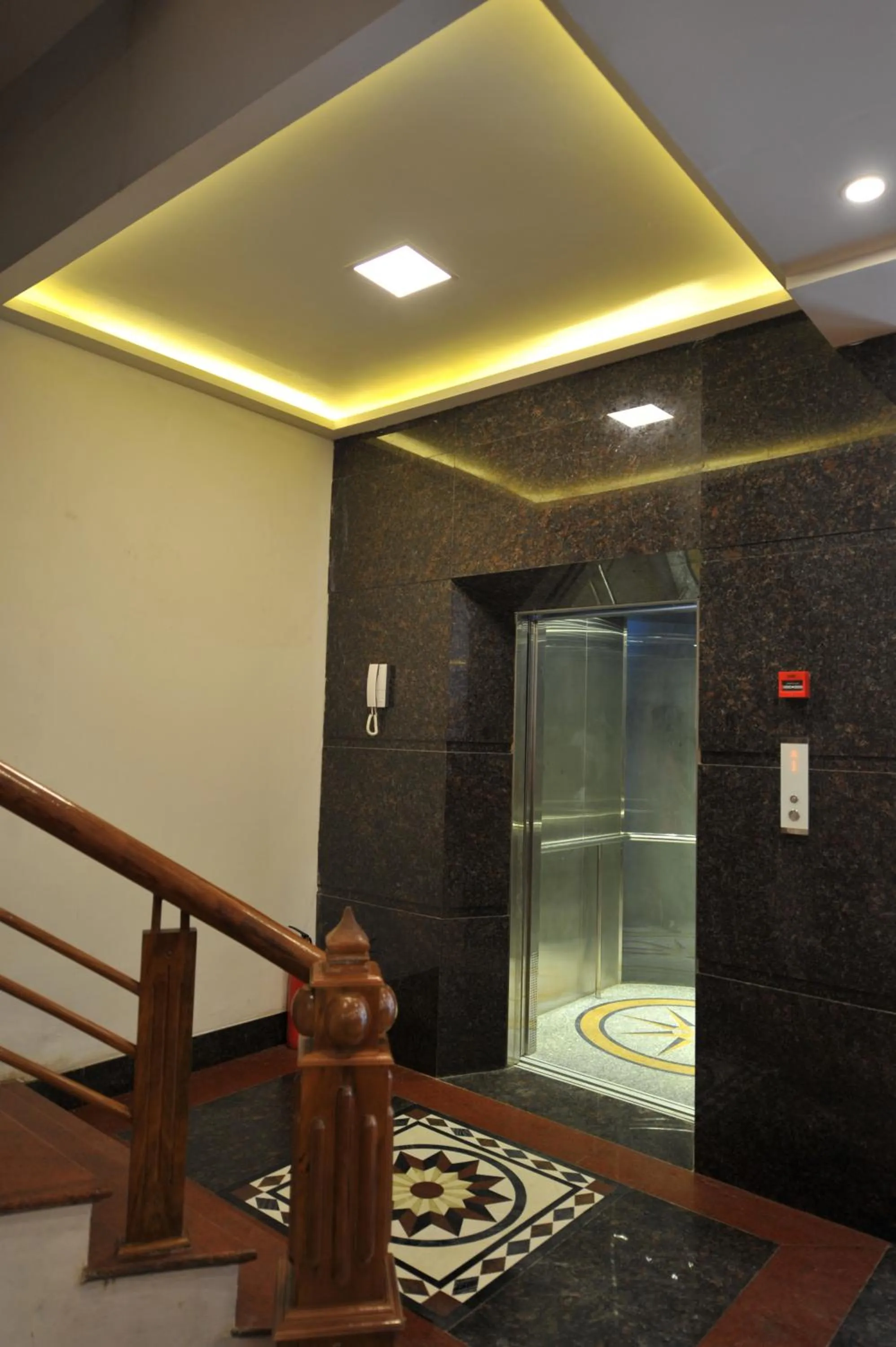 elevator in Delta Sapa Hotel - Old Quarter Center