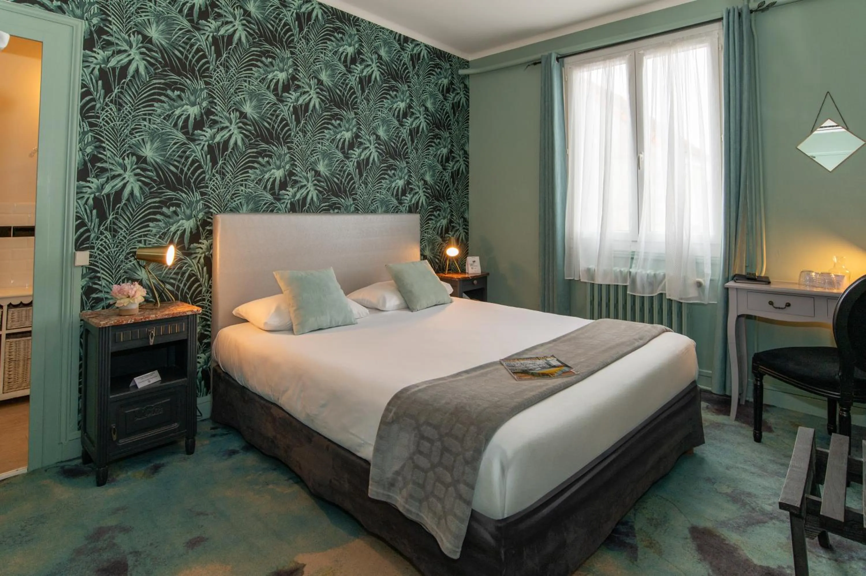 Decorative detail, Bed in The Originals Boutique, Hôtel Victoria, Châtelaillon-Plage