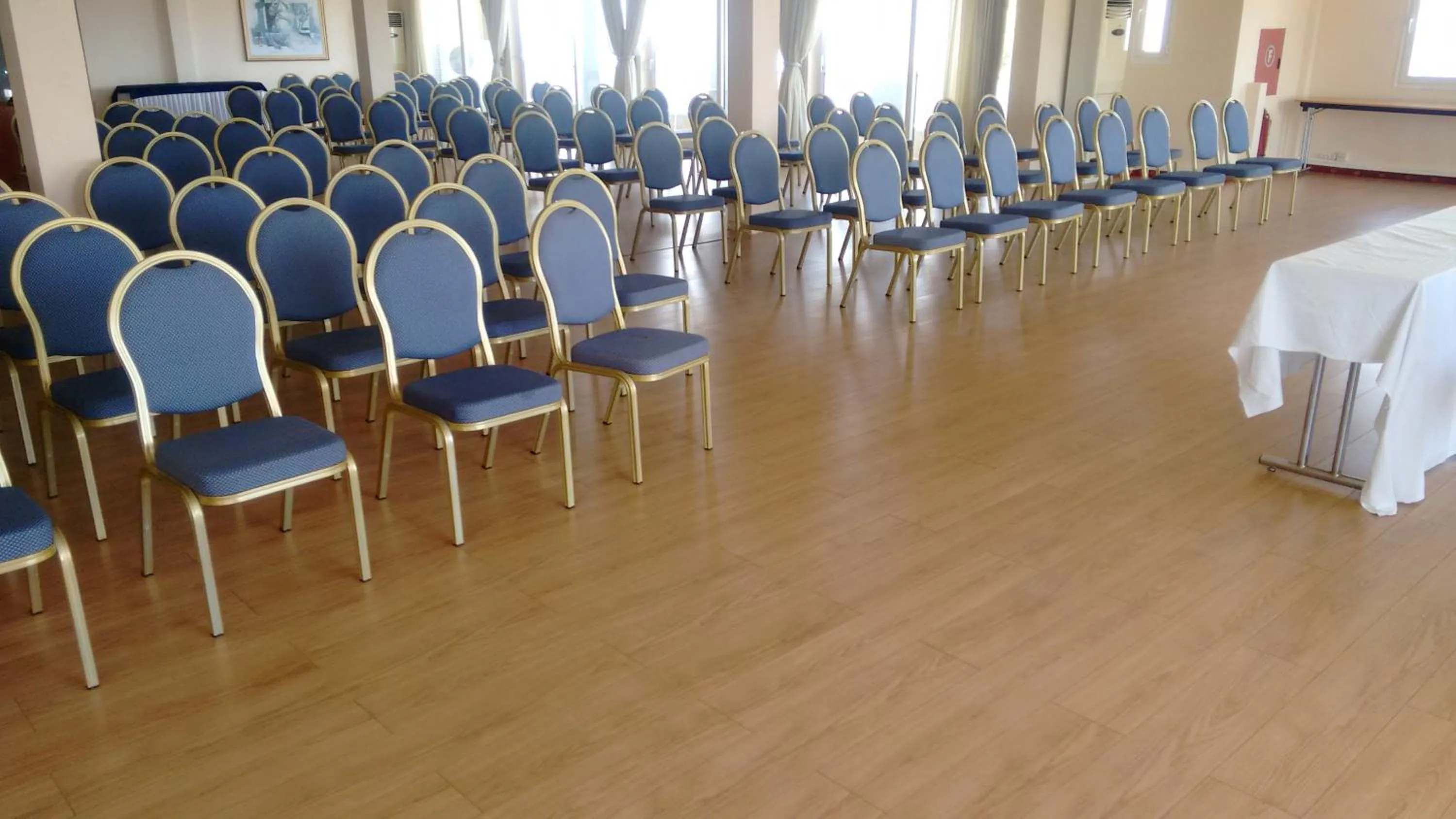 Dolphin Resort & Conference