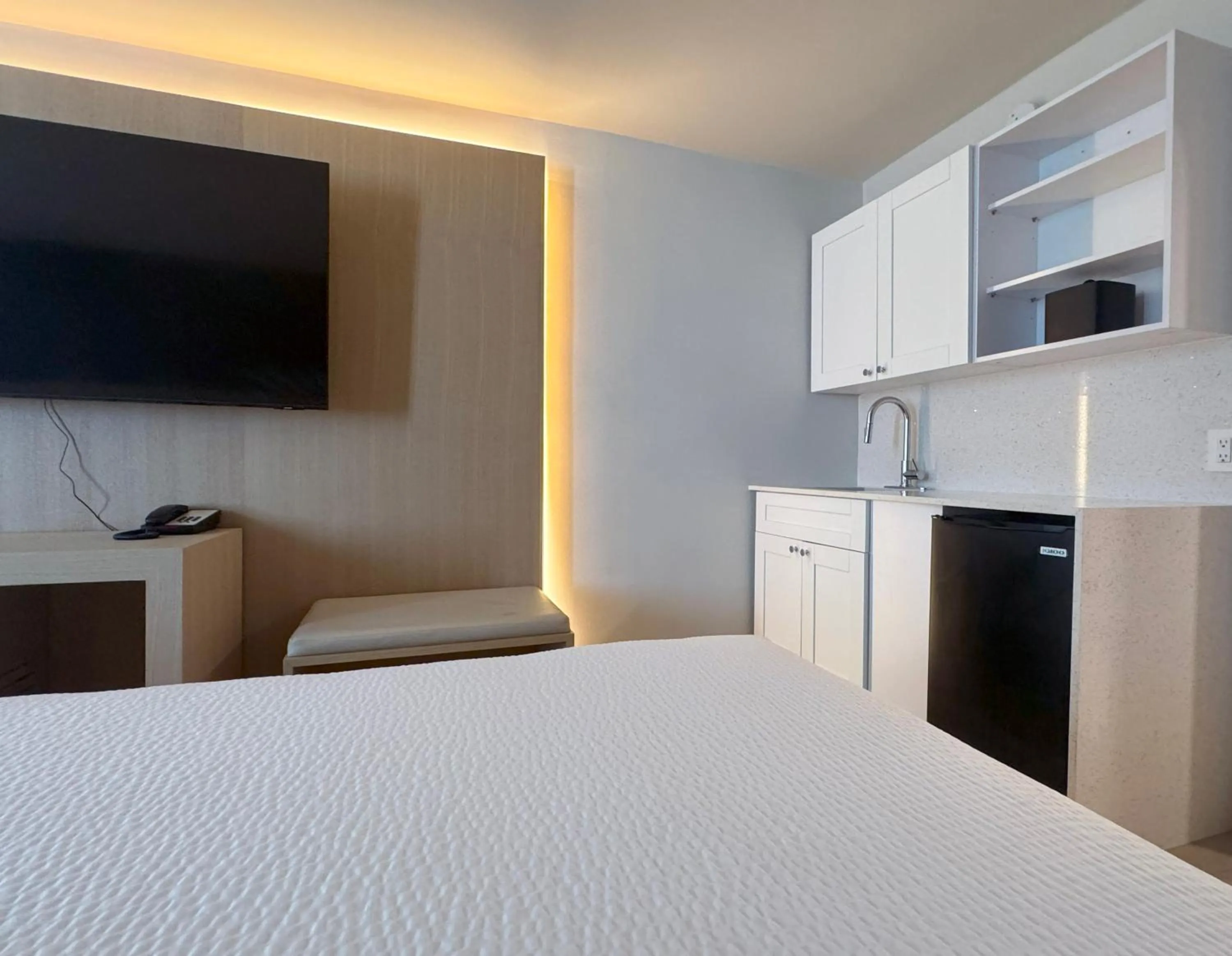 Bed in The Harrison Downtown Hollywood