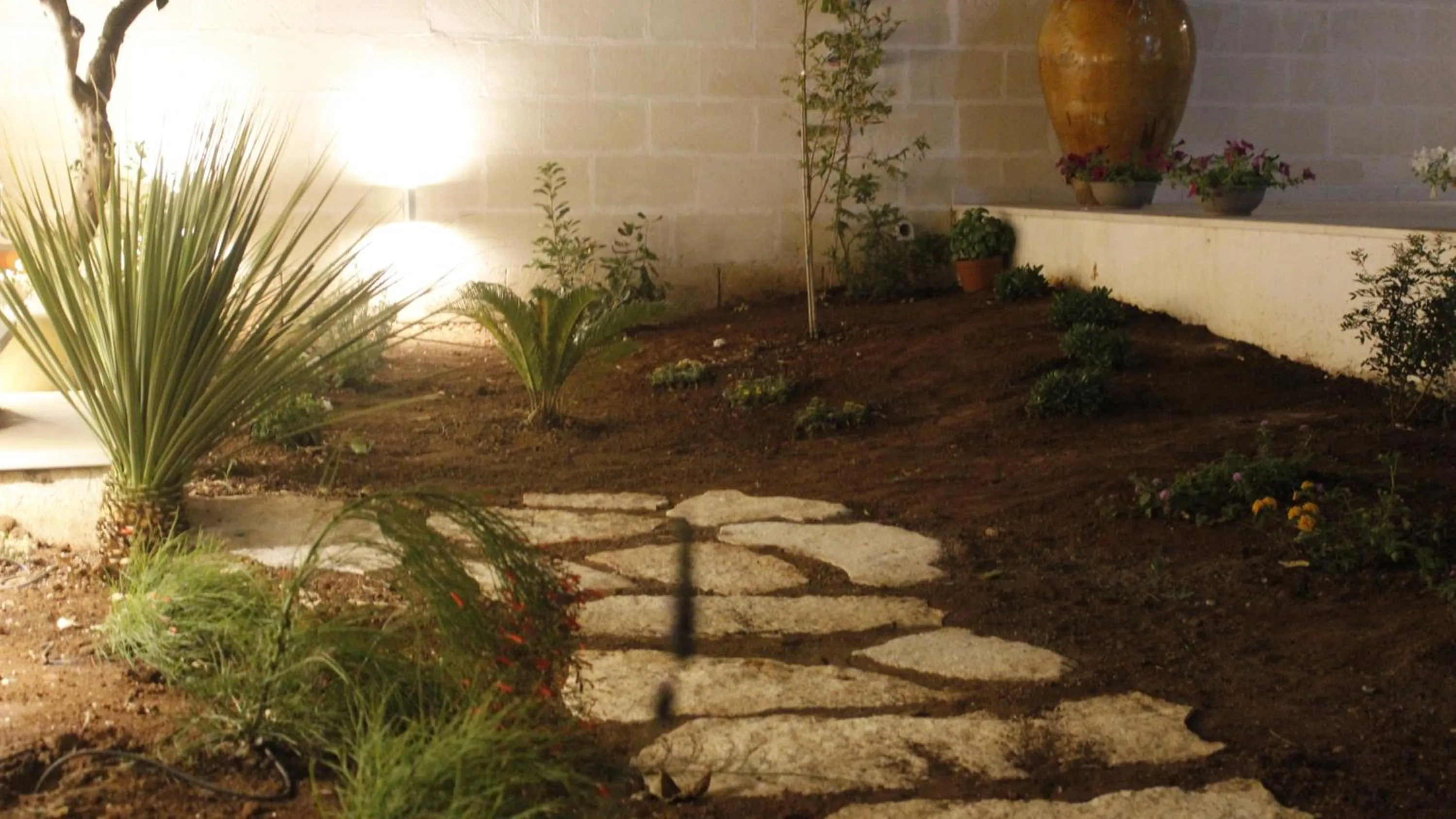 Garden view in La Buona Creanza by Jdvacanze