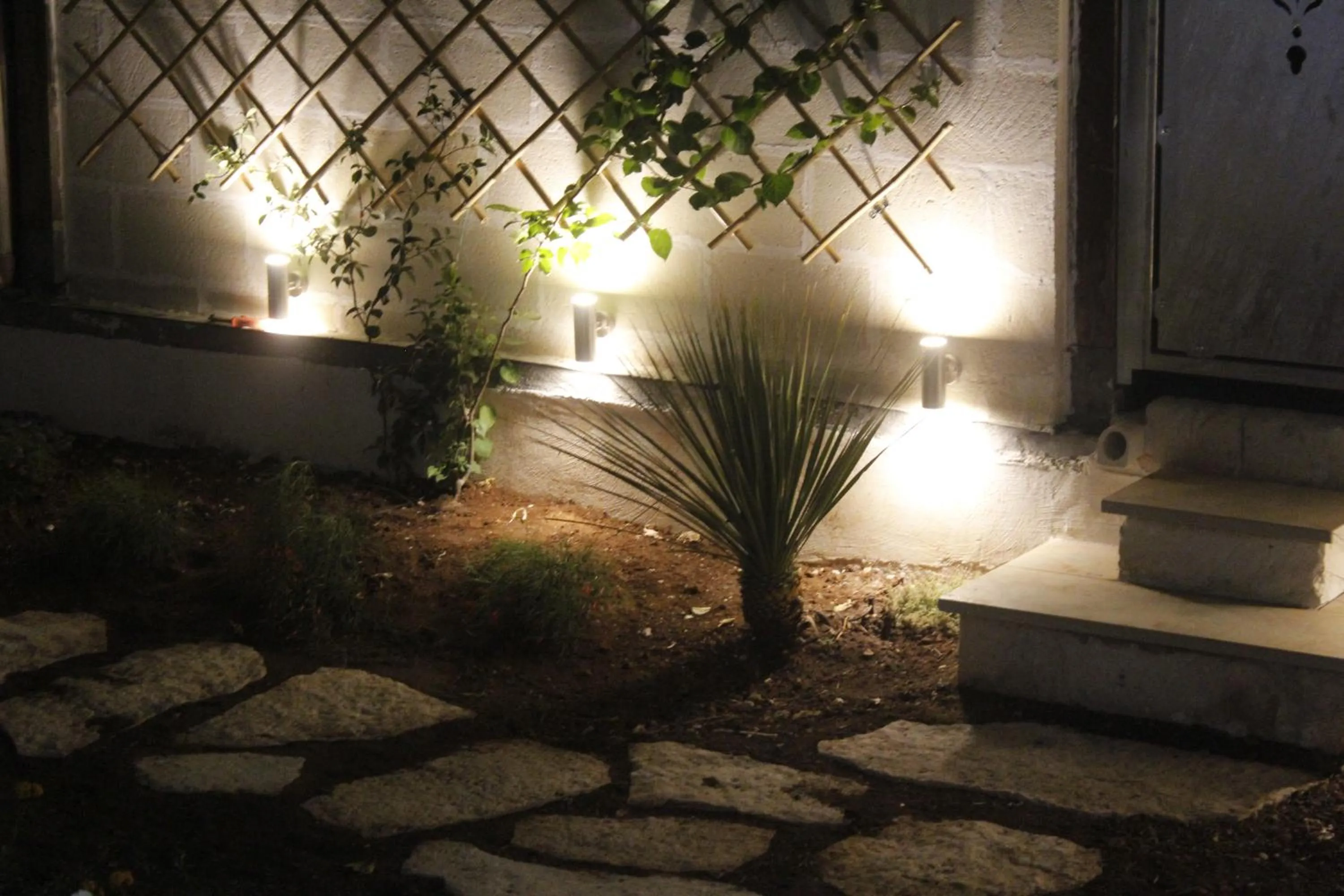 Garden in La Buona Creanza by Jdvacanze