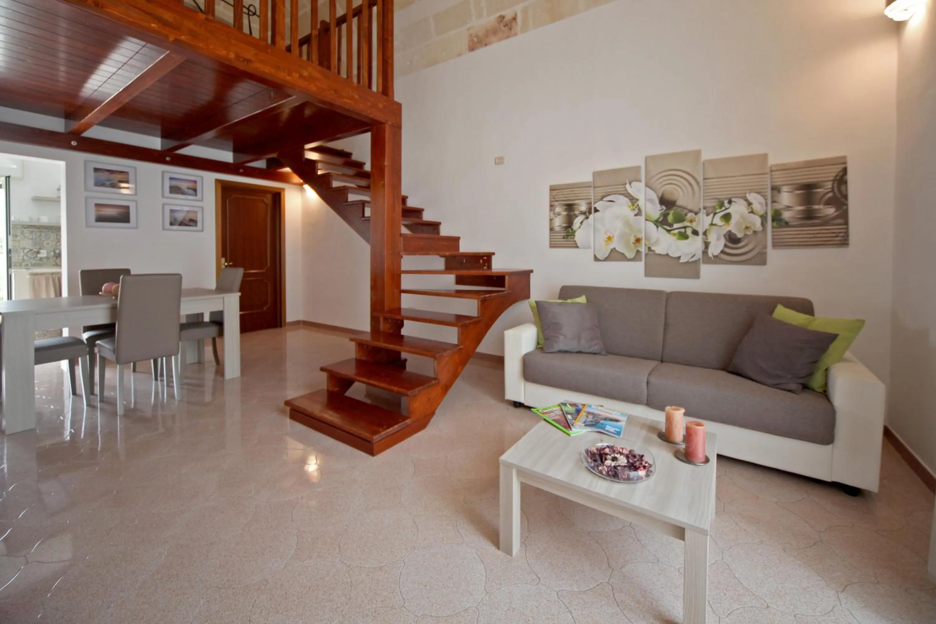 Patio in La Buona Creanza by Jdvacanze