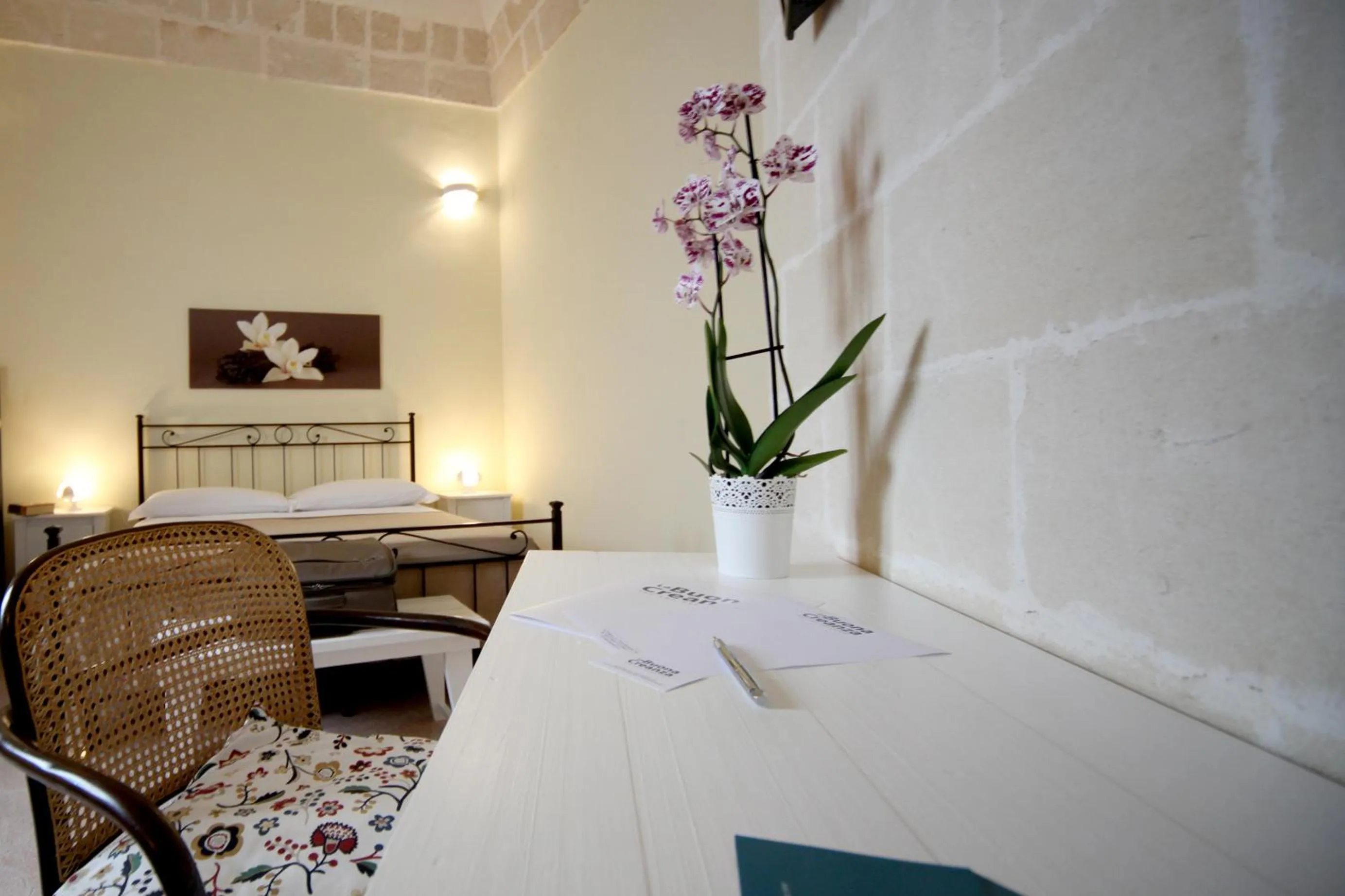 Decorative detail, Bed in La Buona Creanza by Jdvacanze