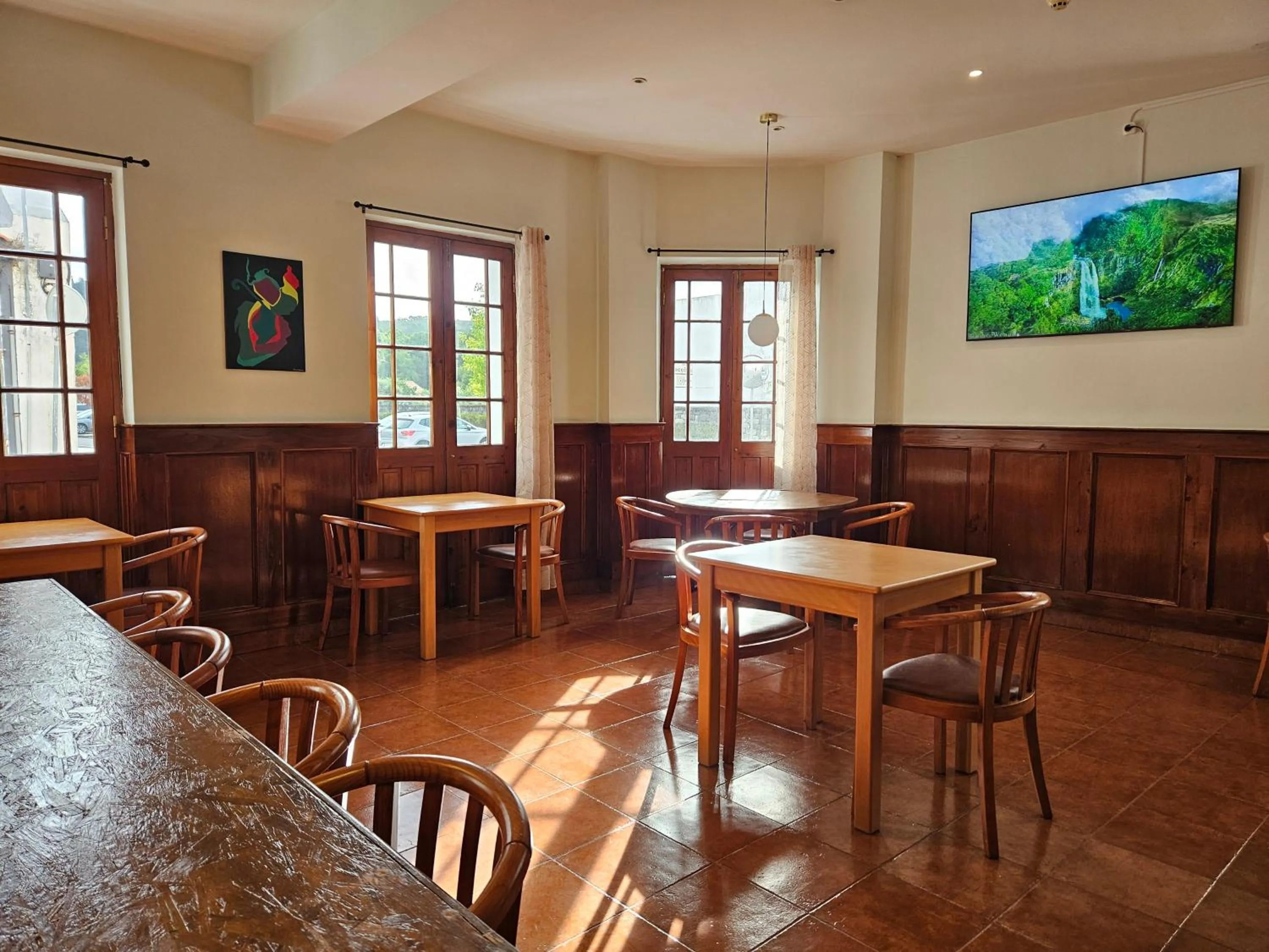 Restaurant/places to eat in Hotel Vale Verde