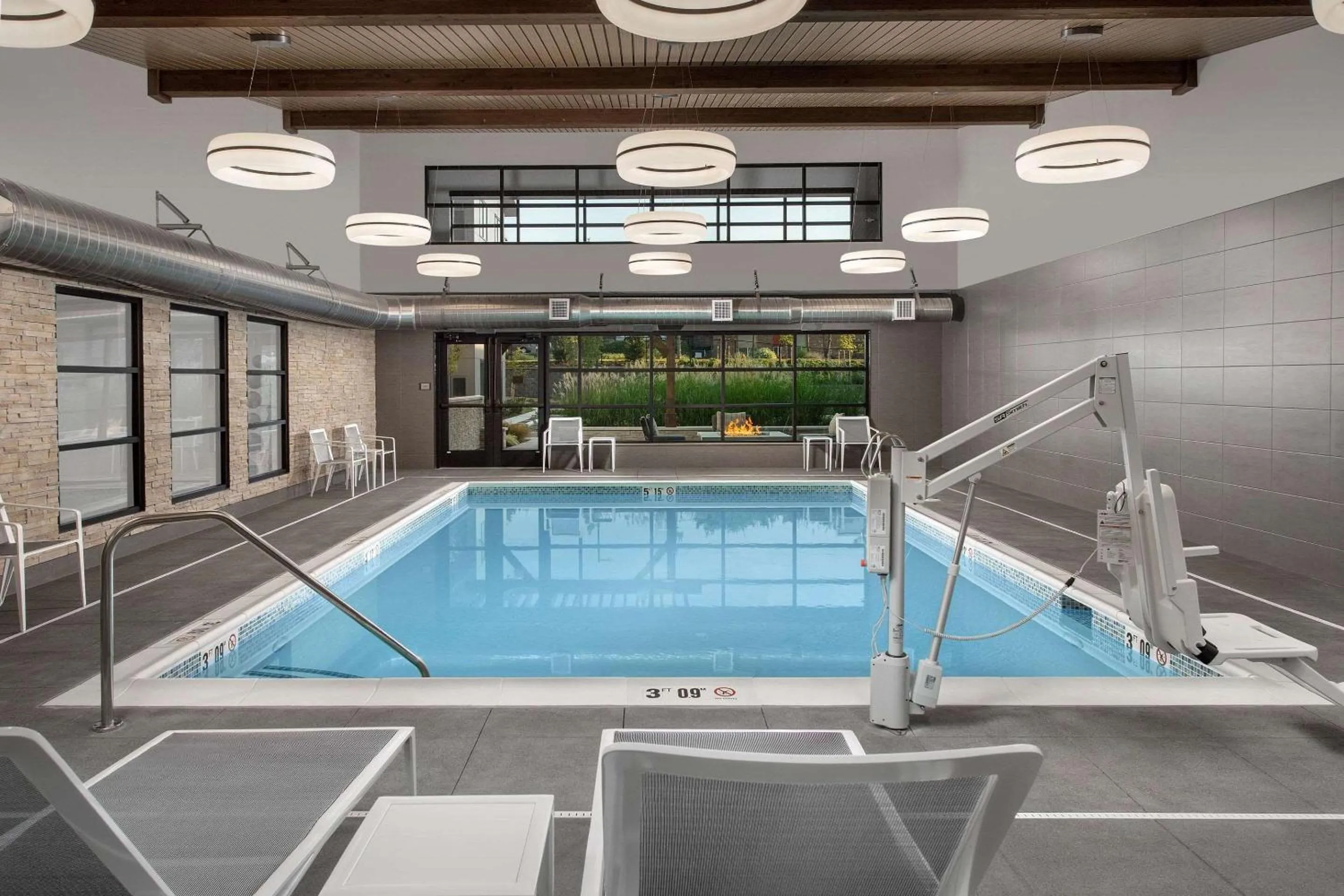 Pool view in Country Inn & Suites by Radisson, Seattle-Tacoma International Airport, WA