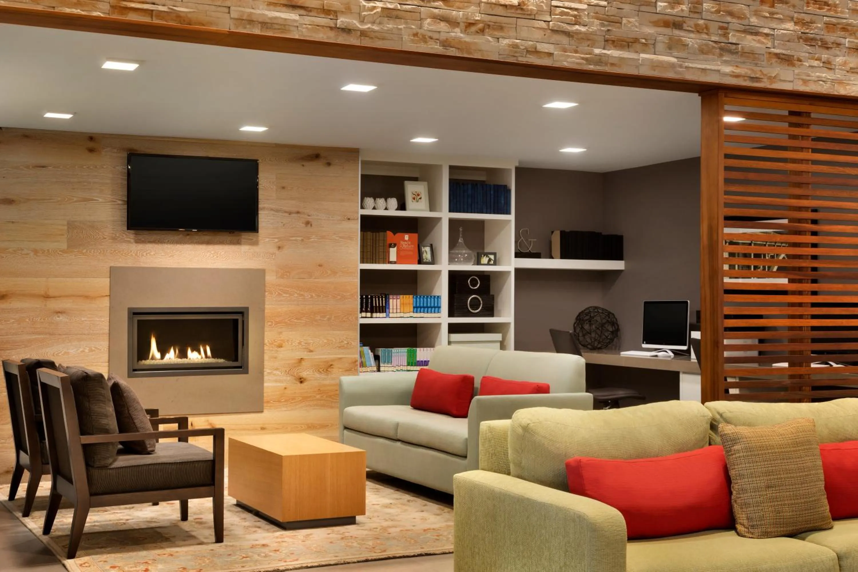 Lobby or reception in Country Inn & Suites by Radisson, Seattle-Tacoma International Airport, WA