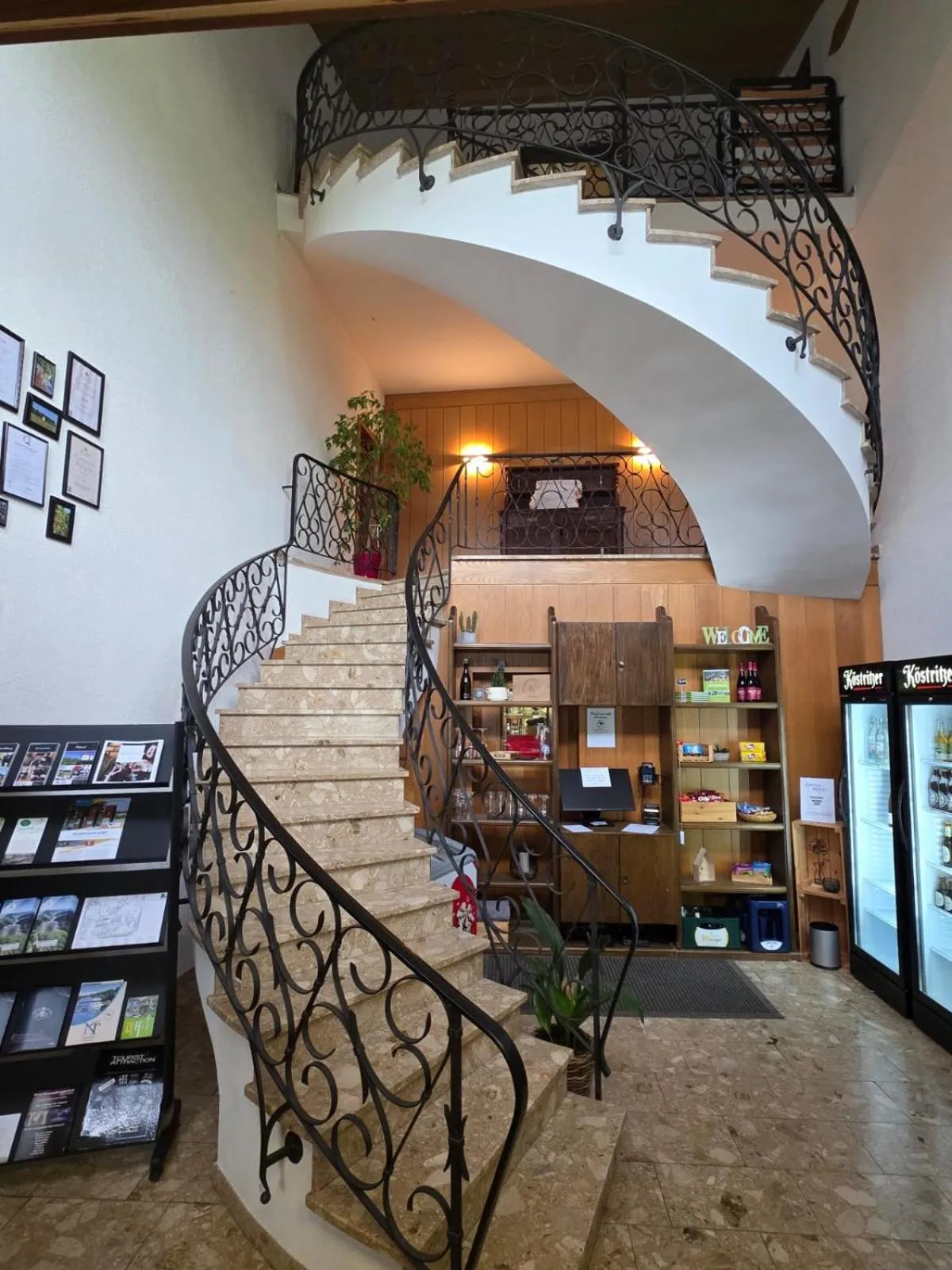 Lobby or reception in Wein Erlebnis Hotel Maimühle