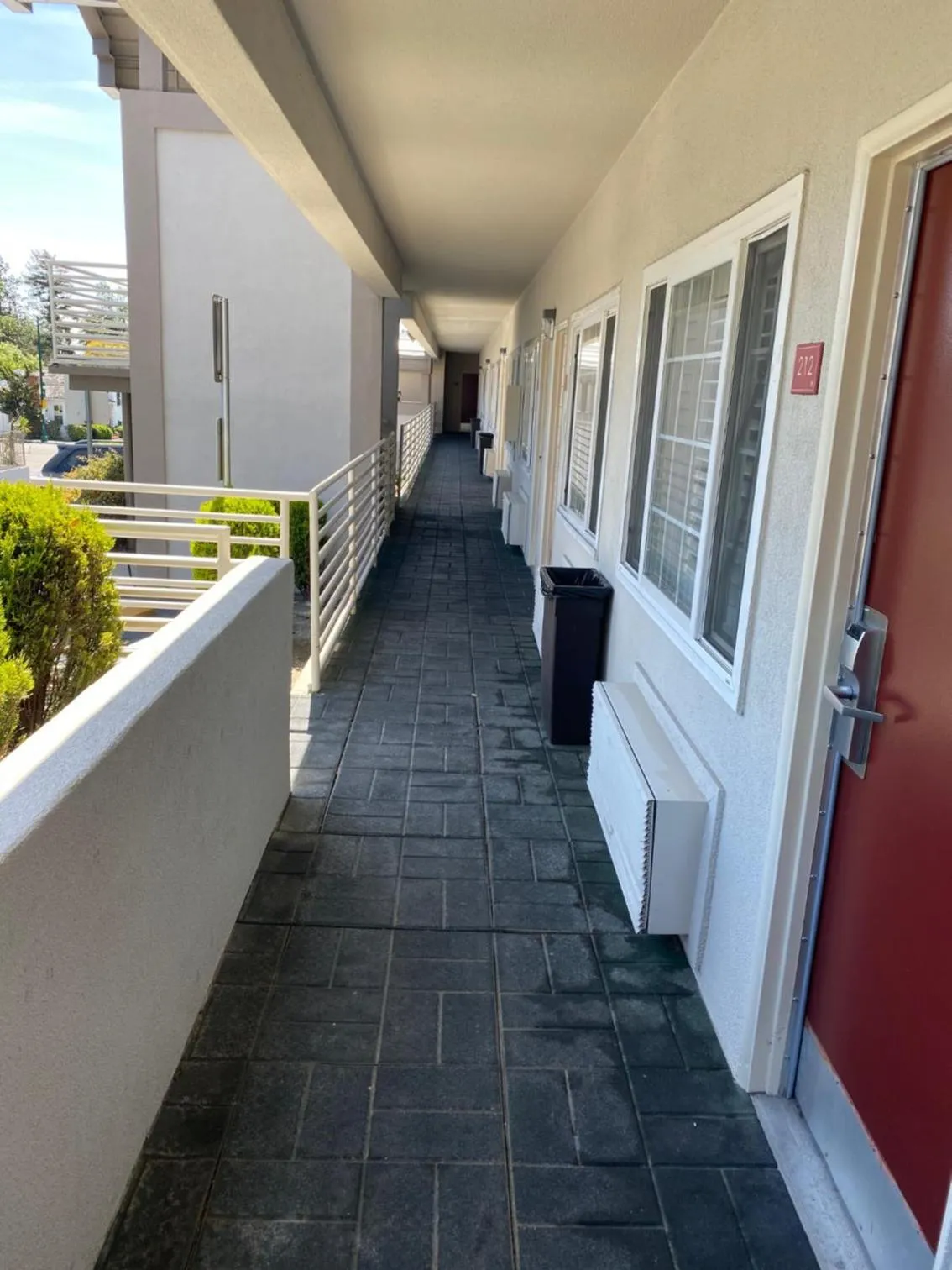 Patio in Budget Inn of Hayward