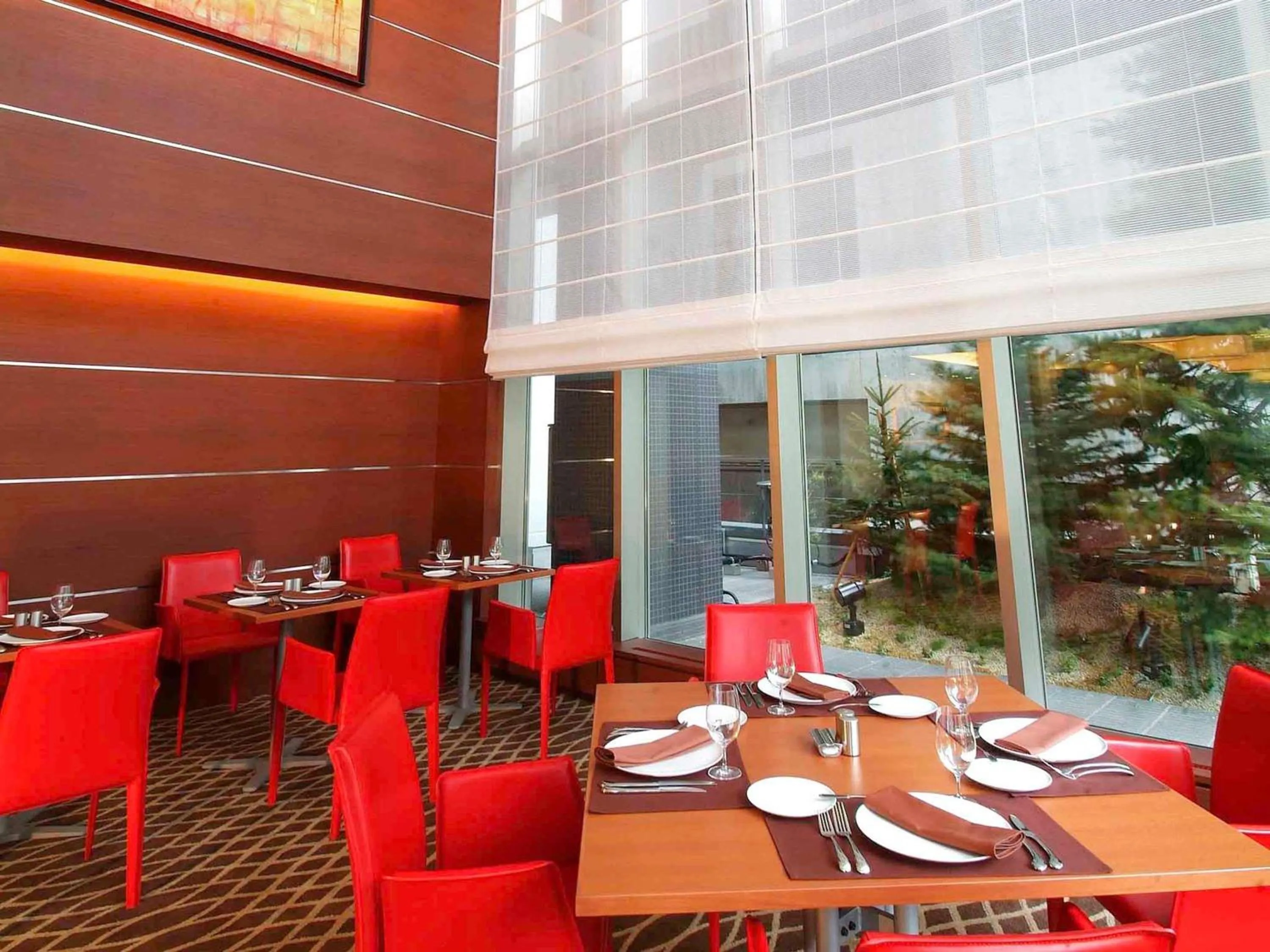 Restaurant/places to eat in Mercure Sapporo