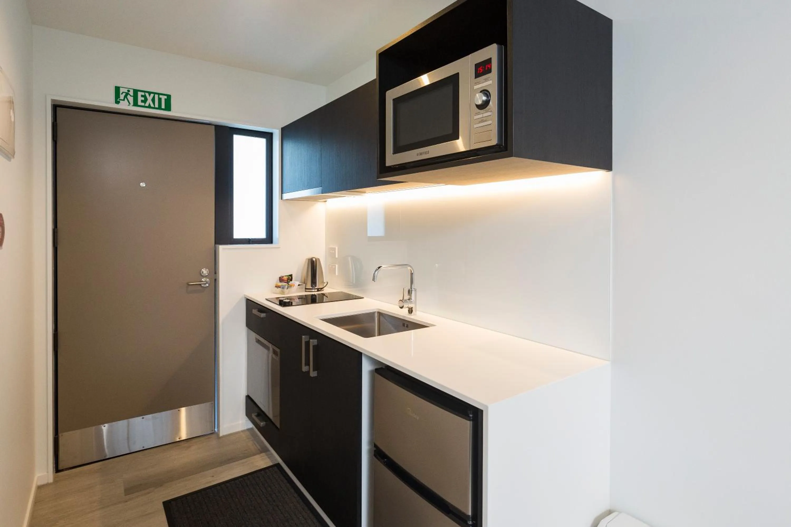 Kitchen or kitchenette in Carnmore Hagley Park