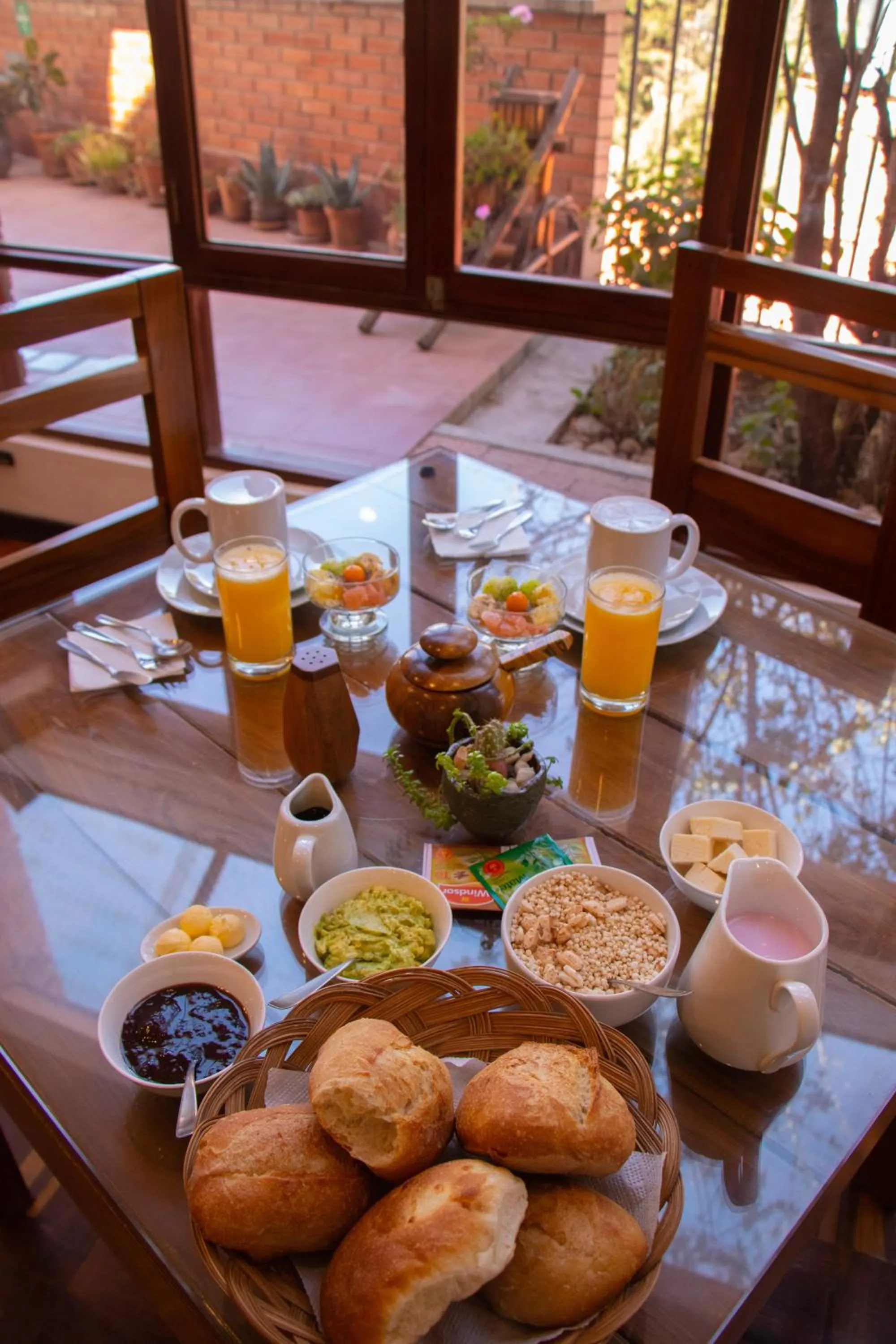 Breakfast in Qhini Hotel Boutique