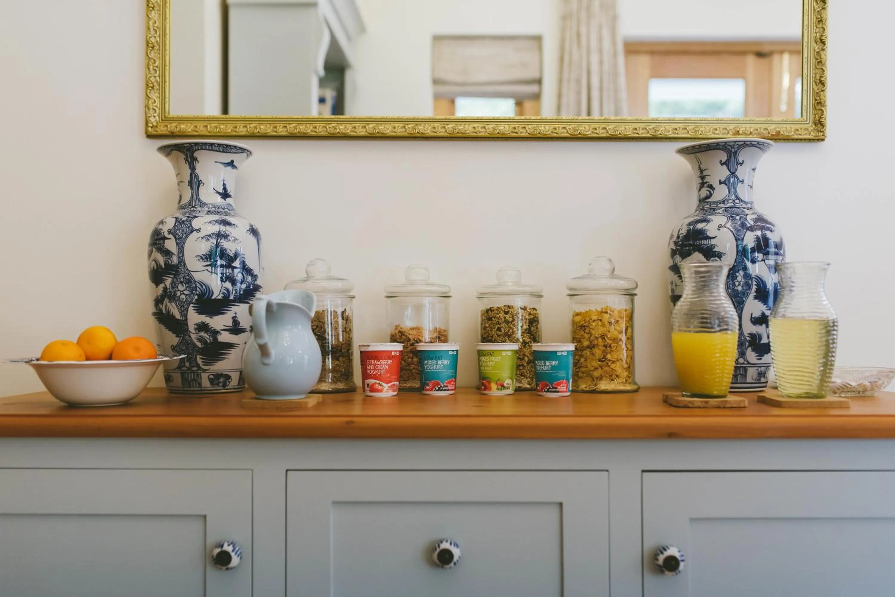 Food and drinks in The Victorian Goose